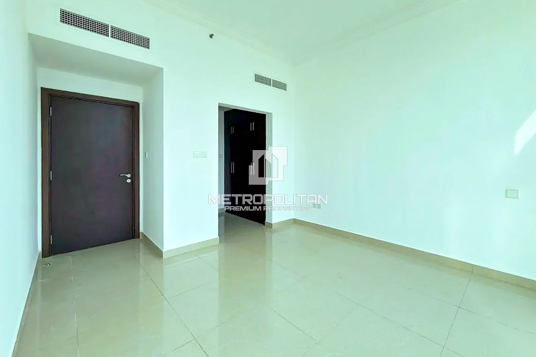 Burj Khalifa View Canal | High Floor | Unfurnished