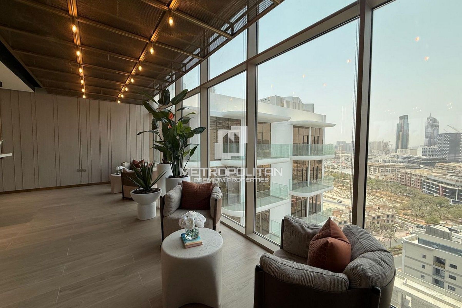 Spacious 1BR | Canal View | Binghatti Canal