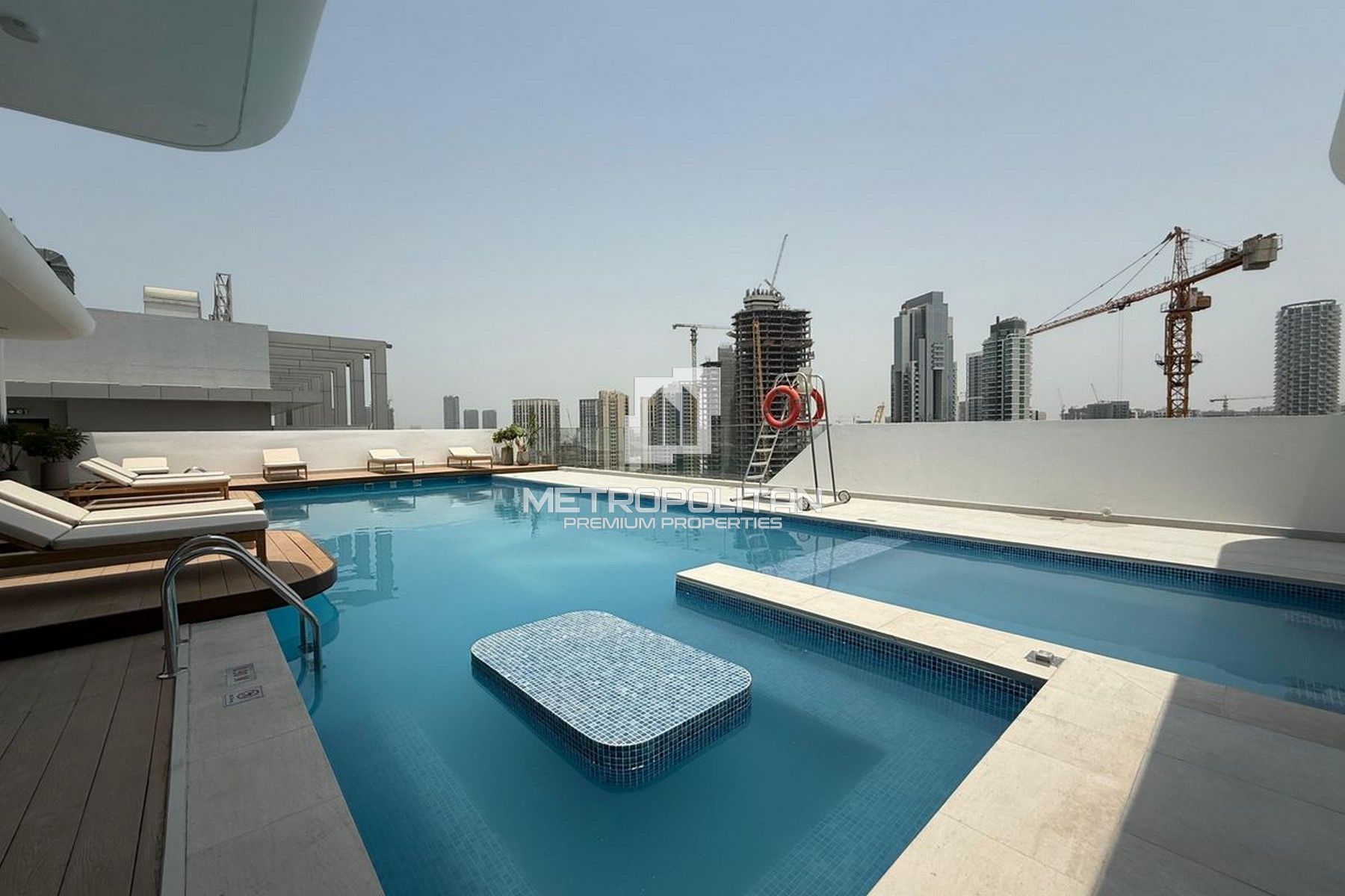 Spacious 1BR | Canal View | Binghatti Canal