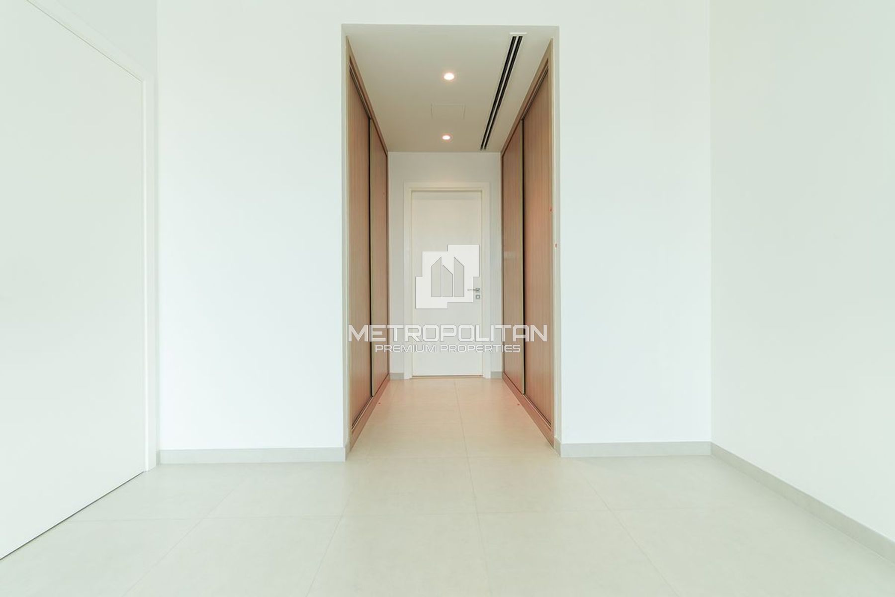Single Row | Corner Unit | Family Living