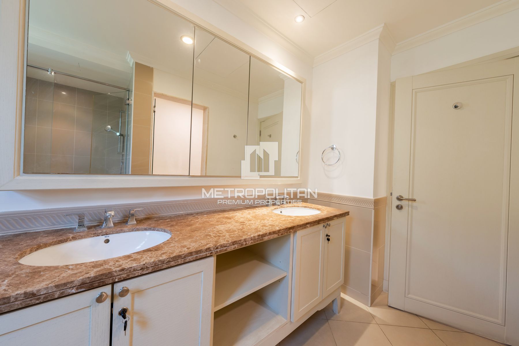 Partial Park View | Vacant | 4 Bed + Maid