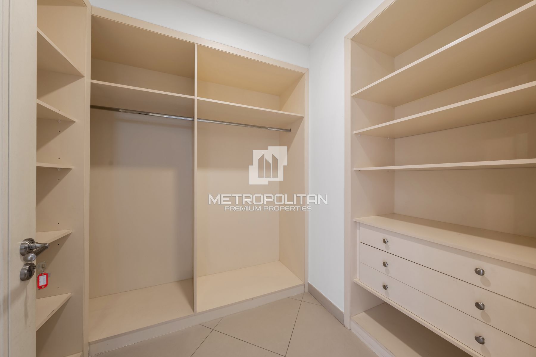 Partial Park View | Vacant | 4 Bed + Maid