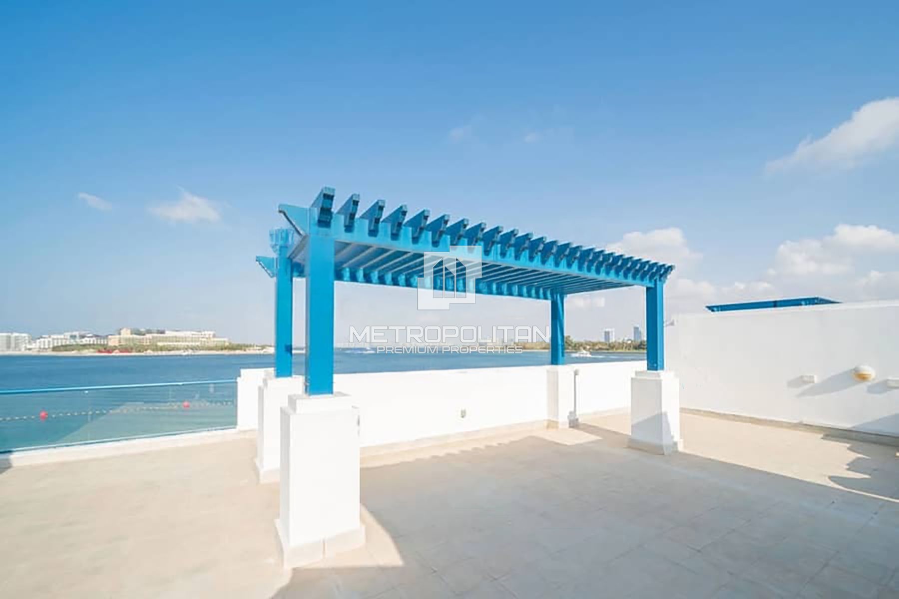 Luxury | Sea View | Vacant | Private Beach Access