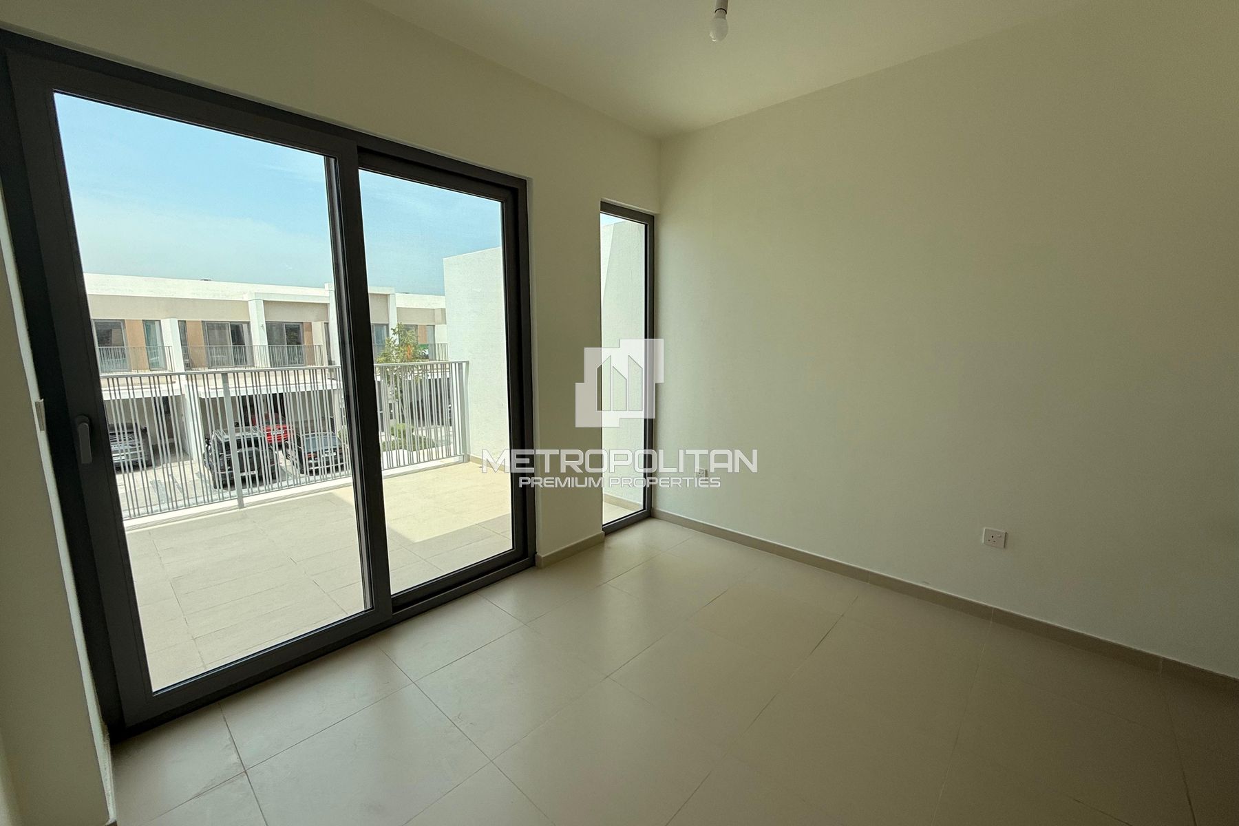 Single Row | Pool View | Spacious | Good Lacation