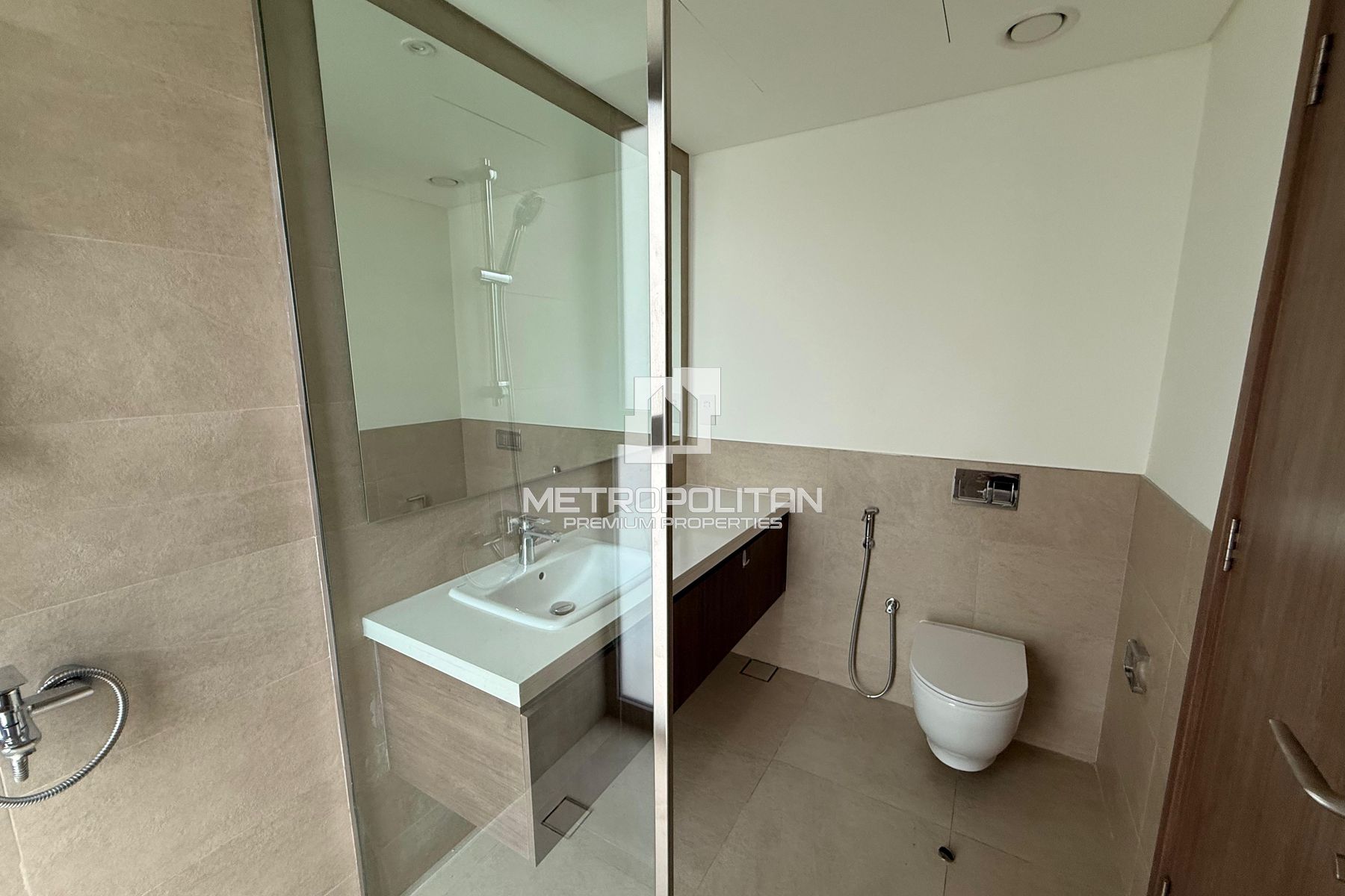 Single Row | Pool View | Spacious | Good Lacation
