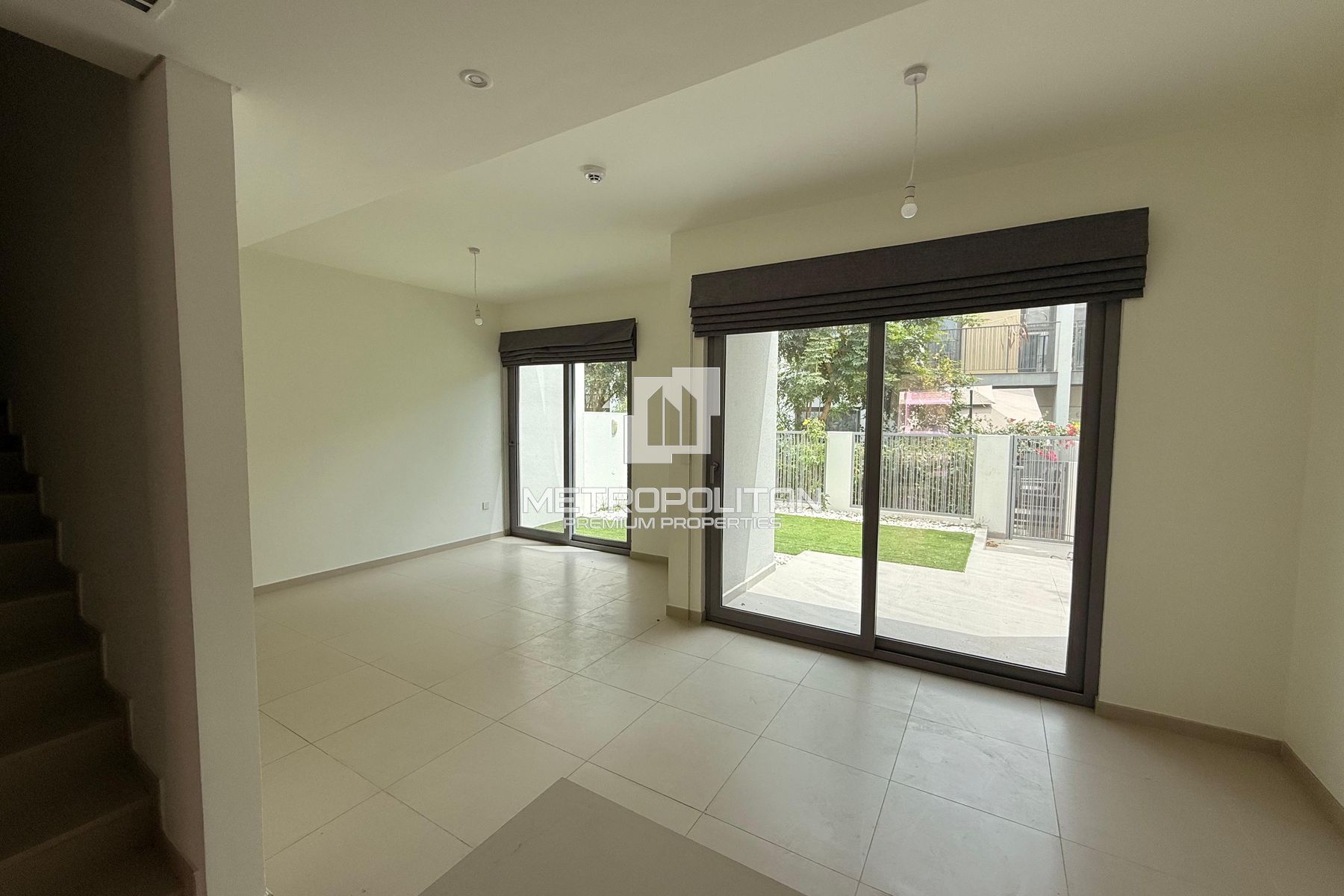 Single Row | Pool View | Spacious | Good Lacation
