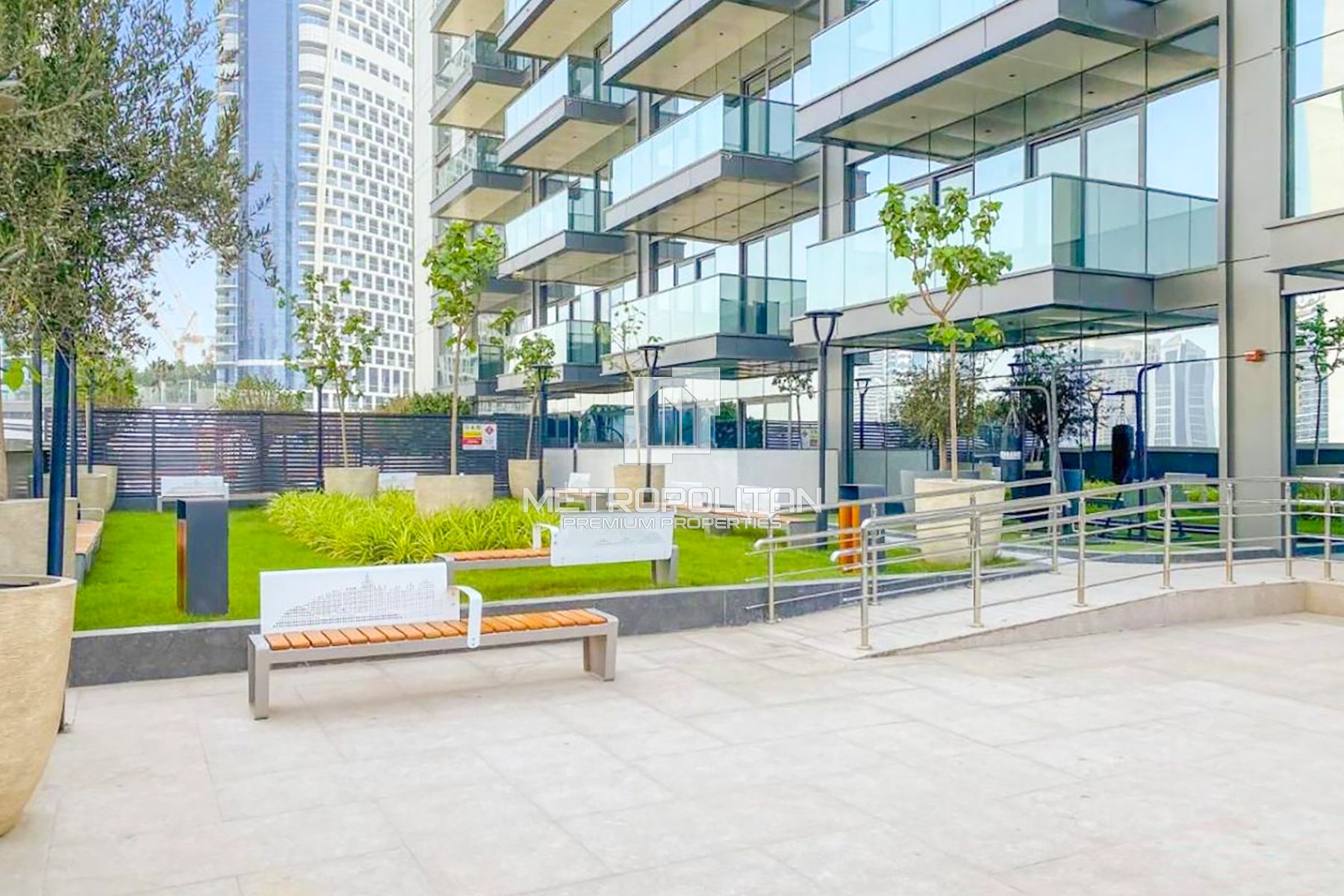 Burj Khalifa View | High Floor | Fully Furnished
