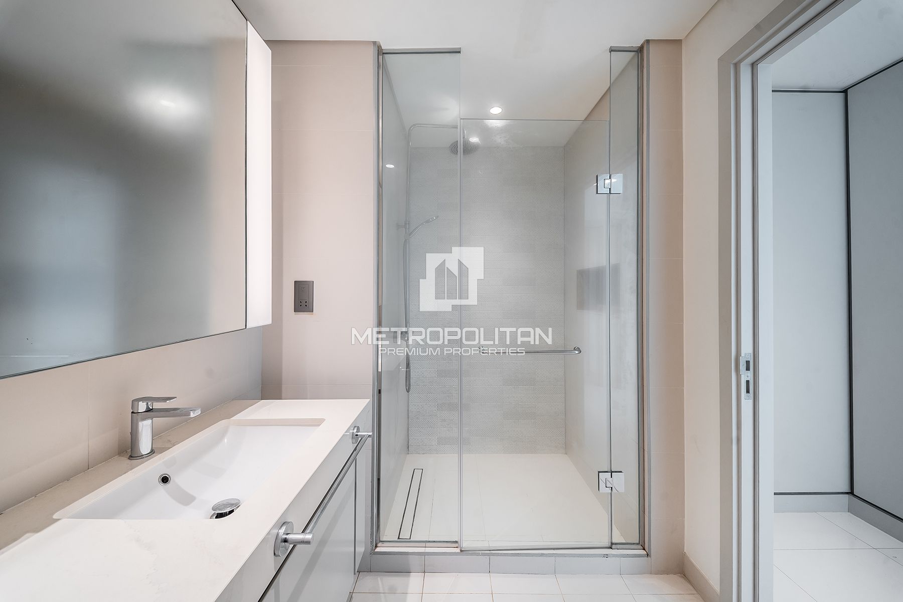 Sea and Ain Dubai View | Spacious | Prime Location