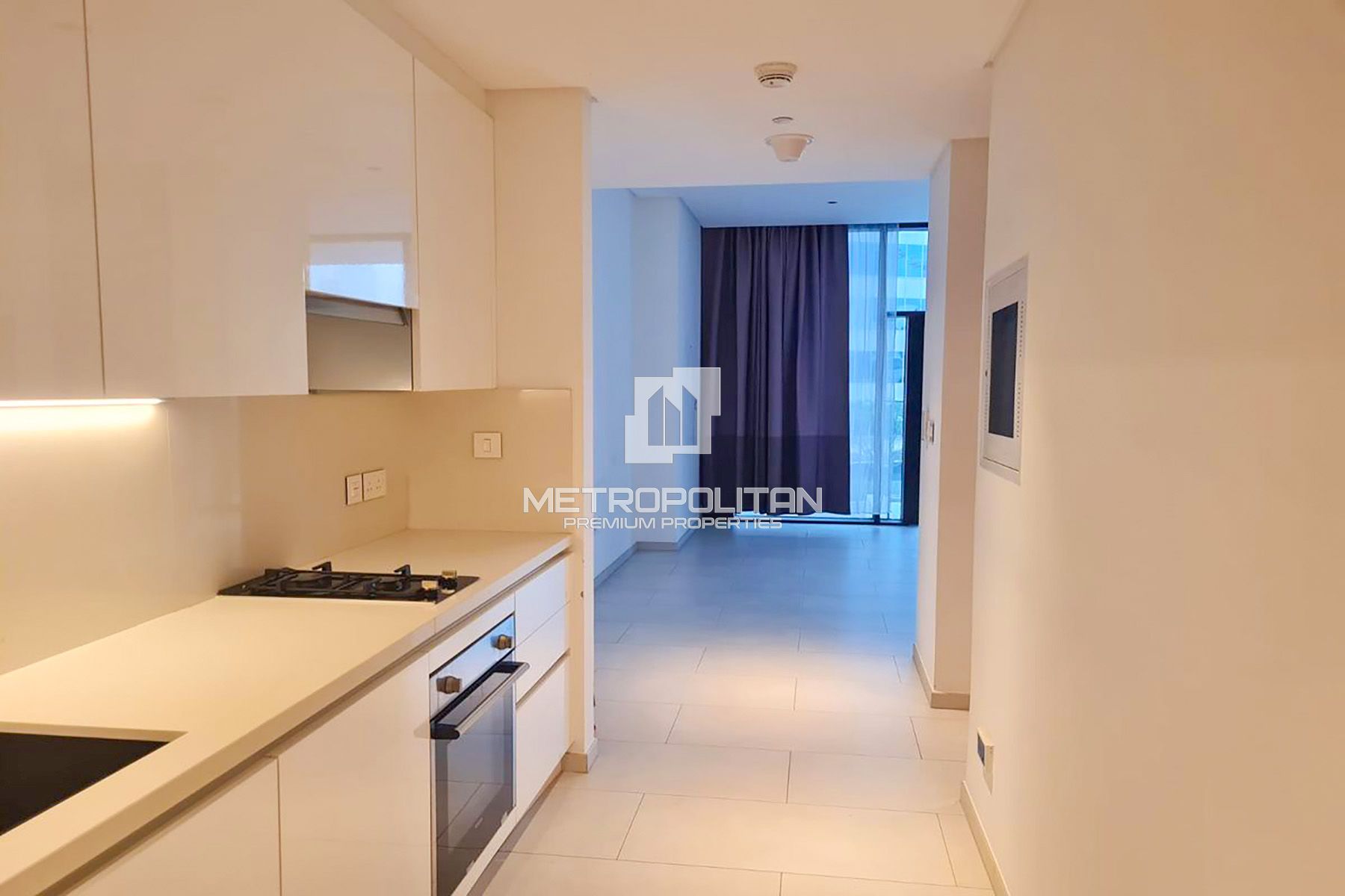 Spacious Studio | Pool View | Available 1st August