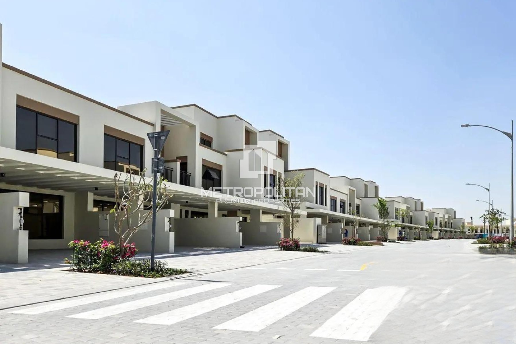 VASTU | Ready to Move | Spacious Plot | Brand New
