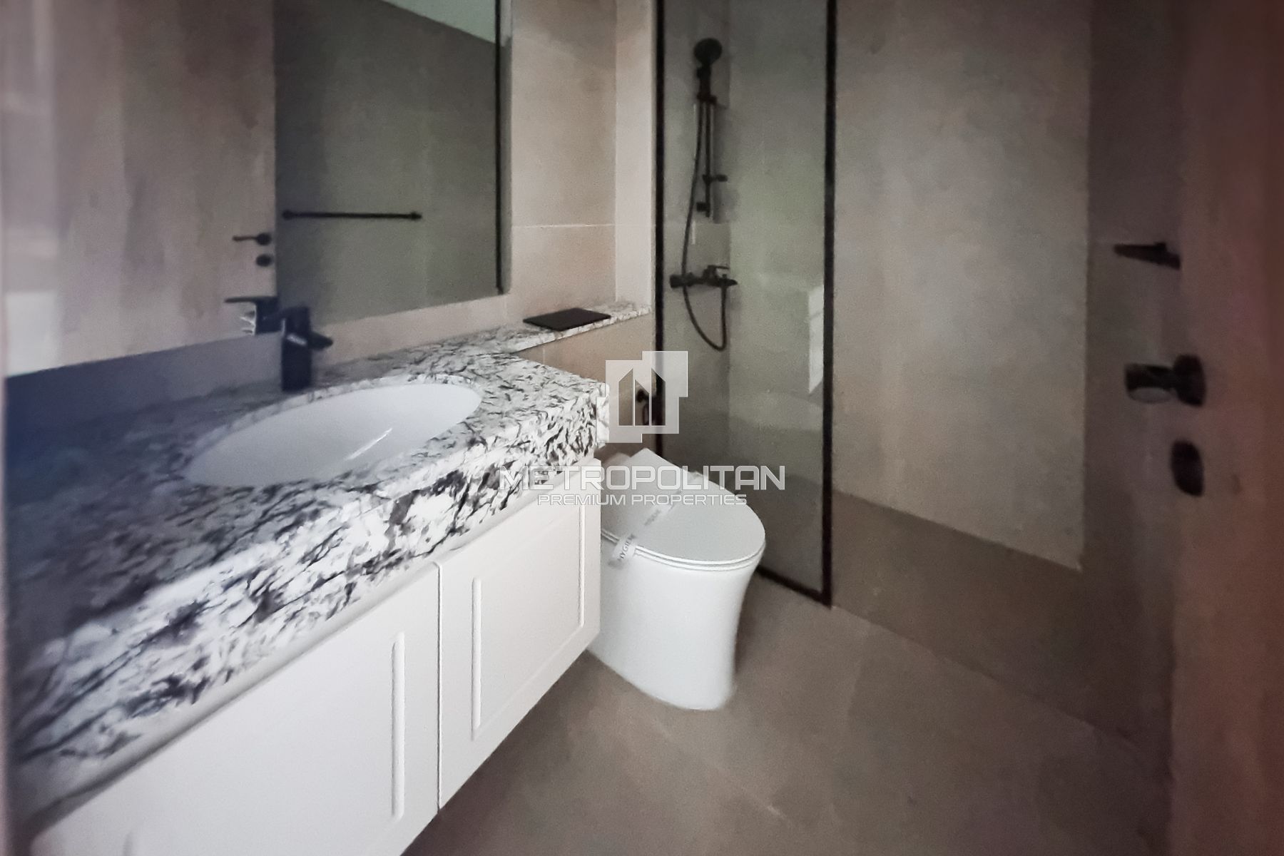 VASTU | Ready to Move | Spacious Plot | Brand New