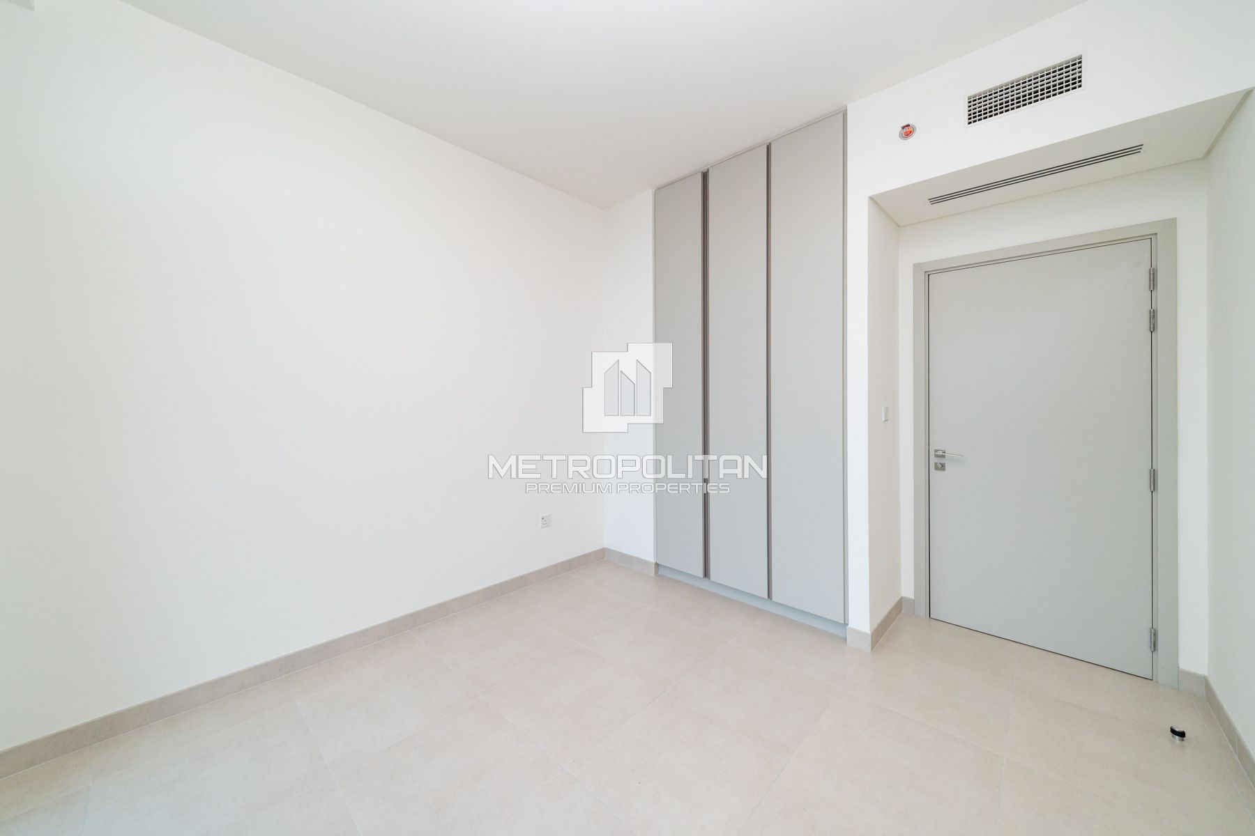 Full Waterfront Views | Unfurnished | Vacant