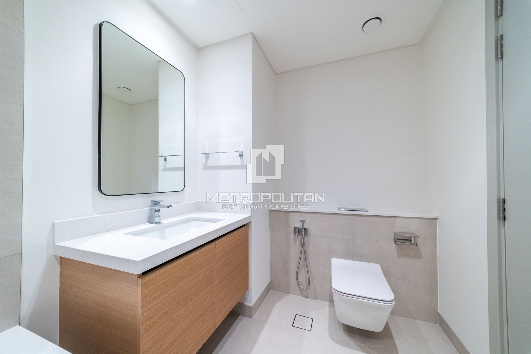 Full Waterfront Views | Unfurnished | Vacant