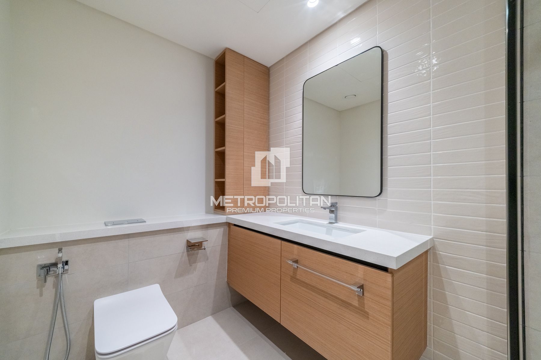 Full Waterfront Views | Unfurnished | Vacant