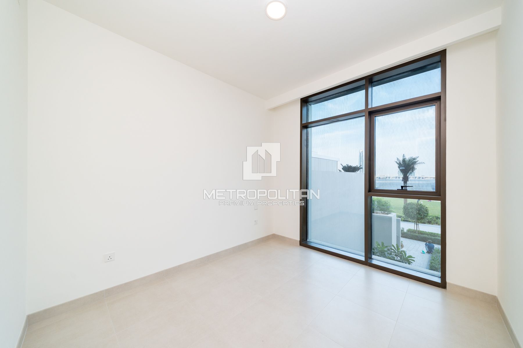 Full Waterfront Views | Unfurnished | Vacant