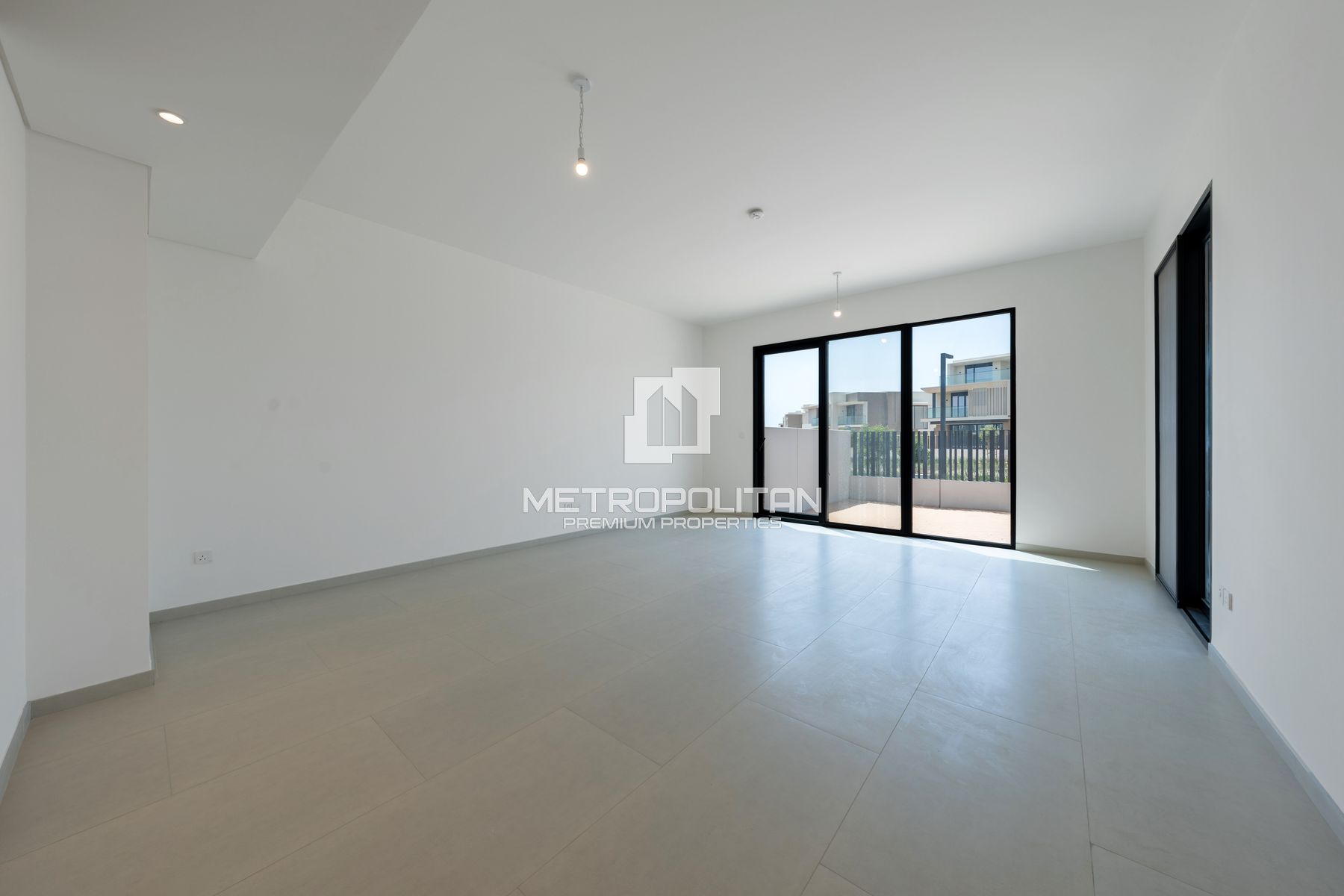 Ready to Move In | Single Row | Near Amenities |