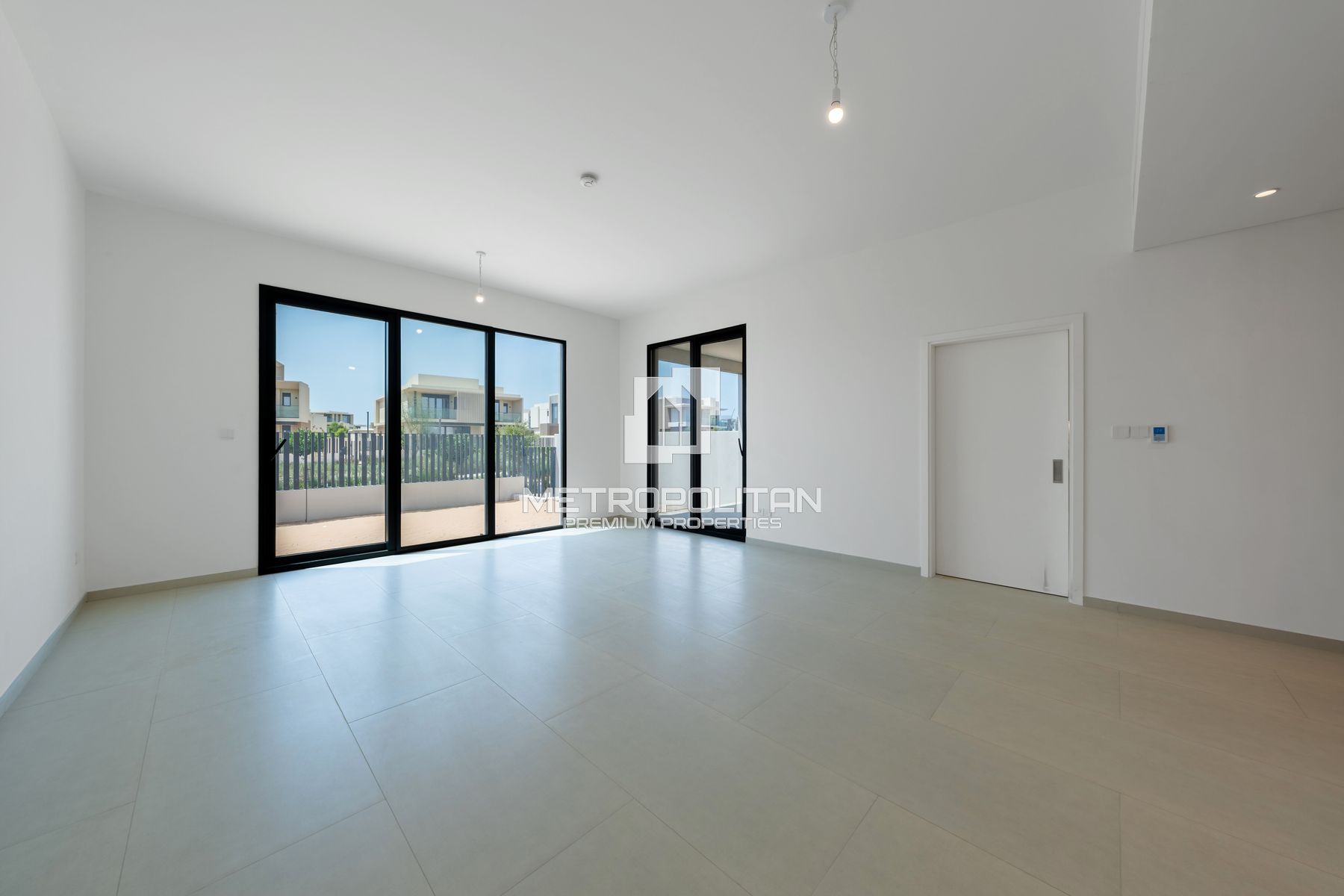 Ready to Move In | Single Row | Near Amenities |