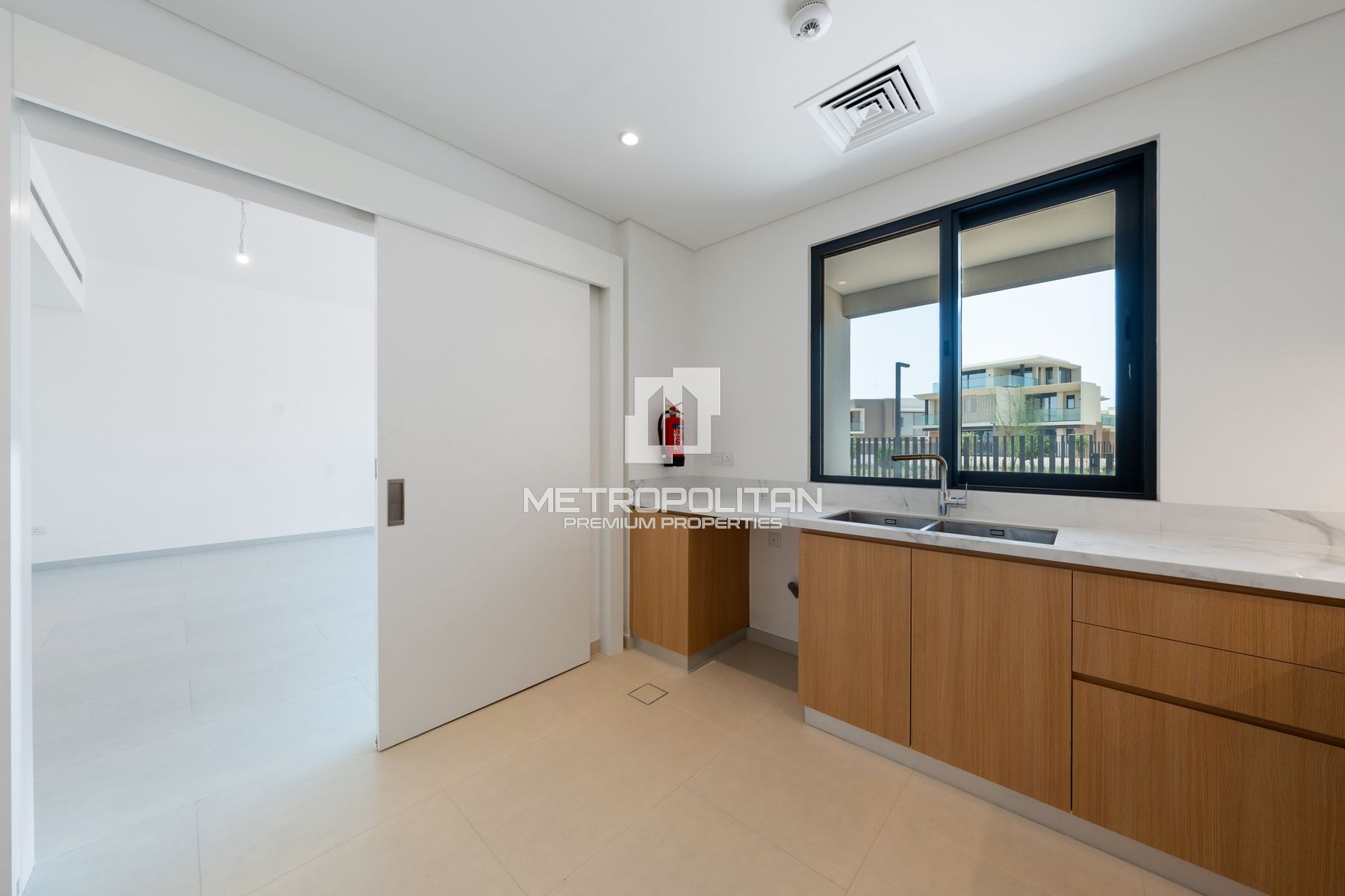 Ready to Move In | Single Row | Near Amenities |