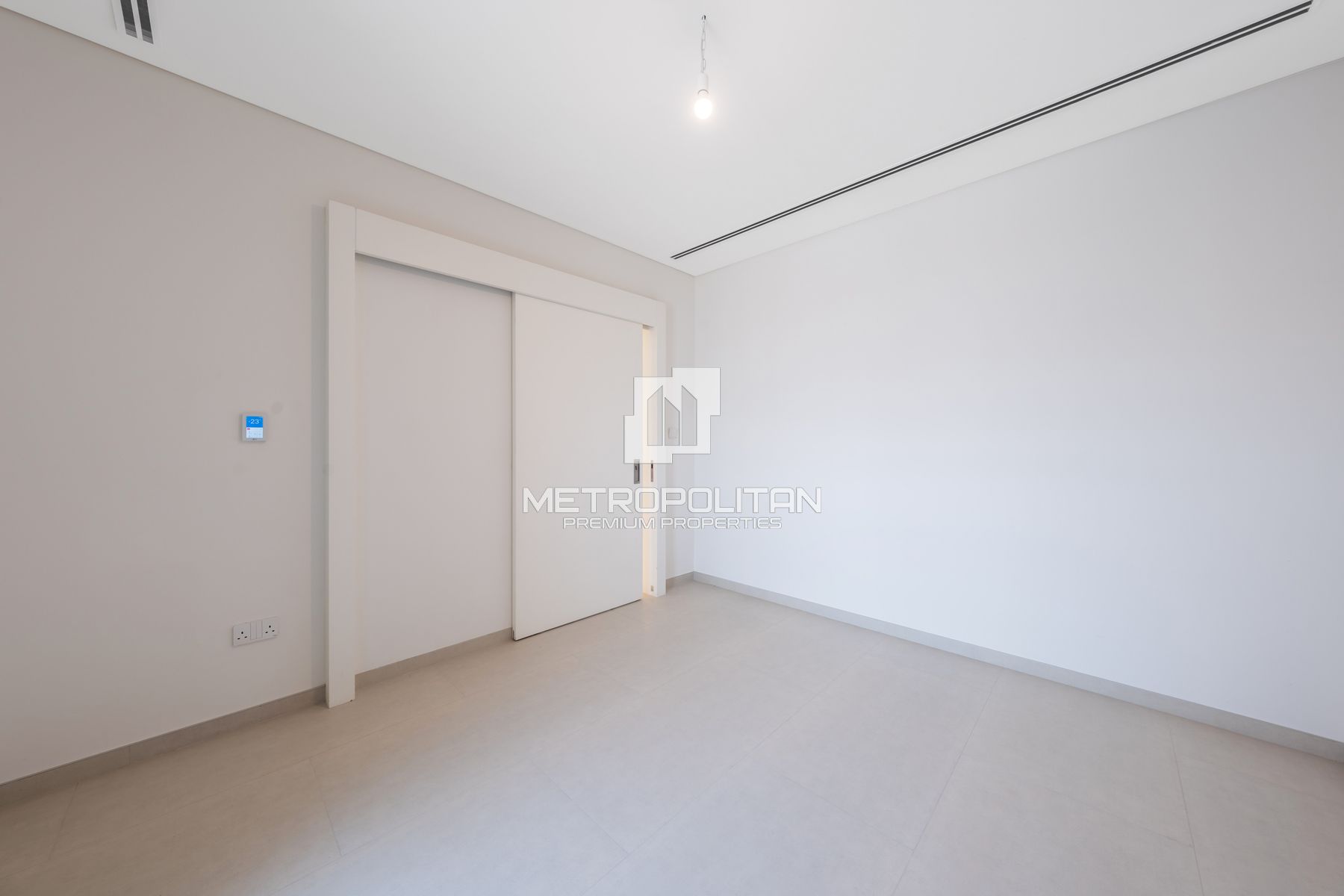 Ready to Move In | Single Row | Near Amenities |