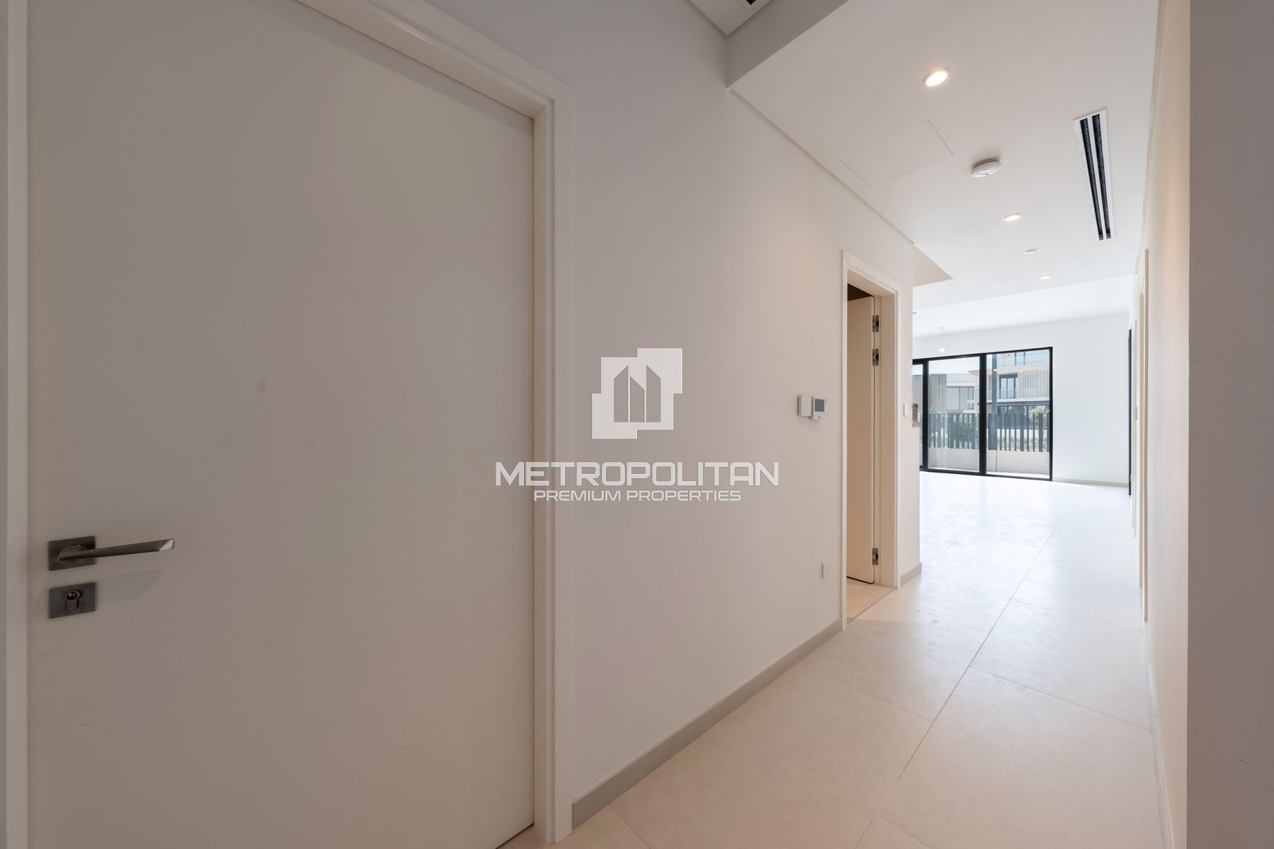 Ready to Move In | Single Row | Near Amenities |