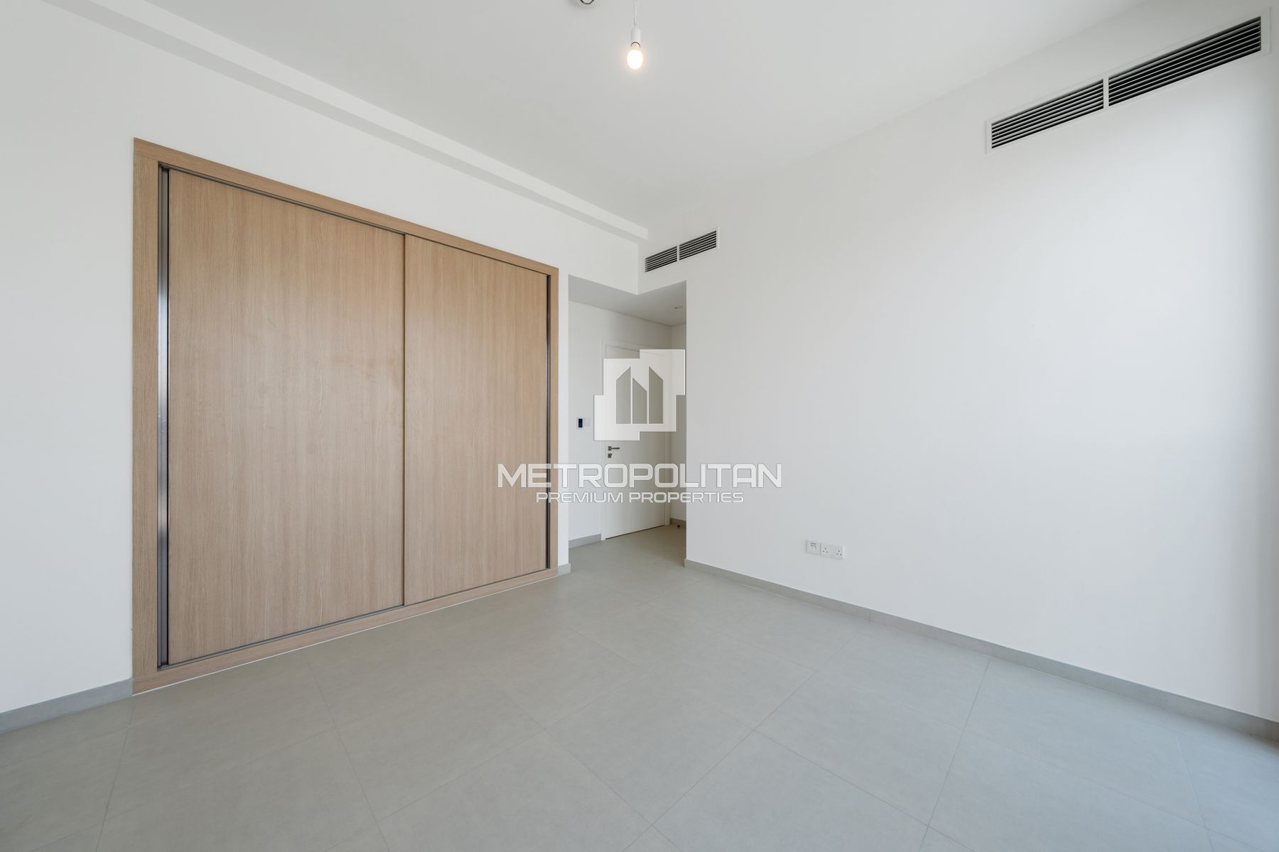Ready to Move In | Single Row | Near Amenities |