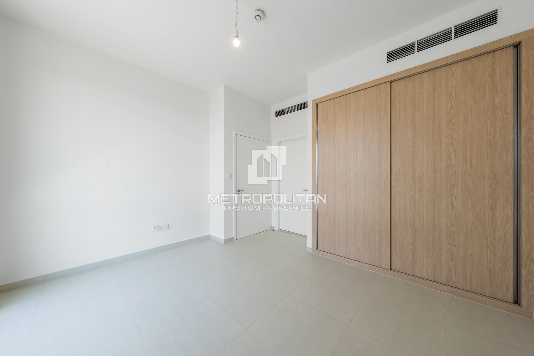 Ready to Move In | Single Row | Near Amenities |