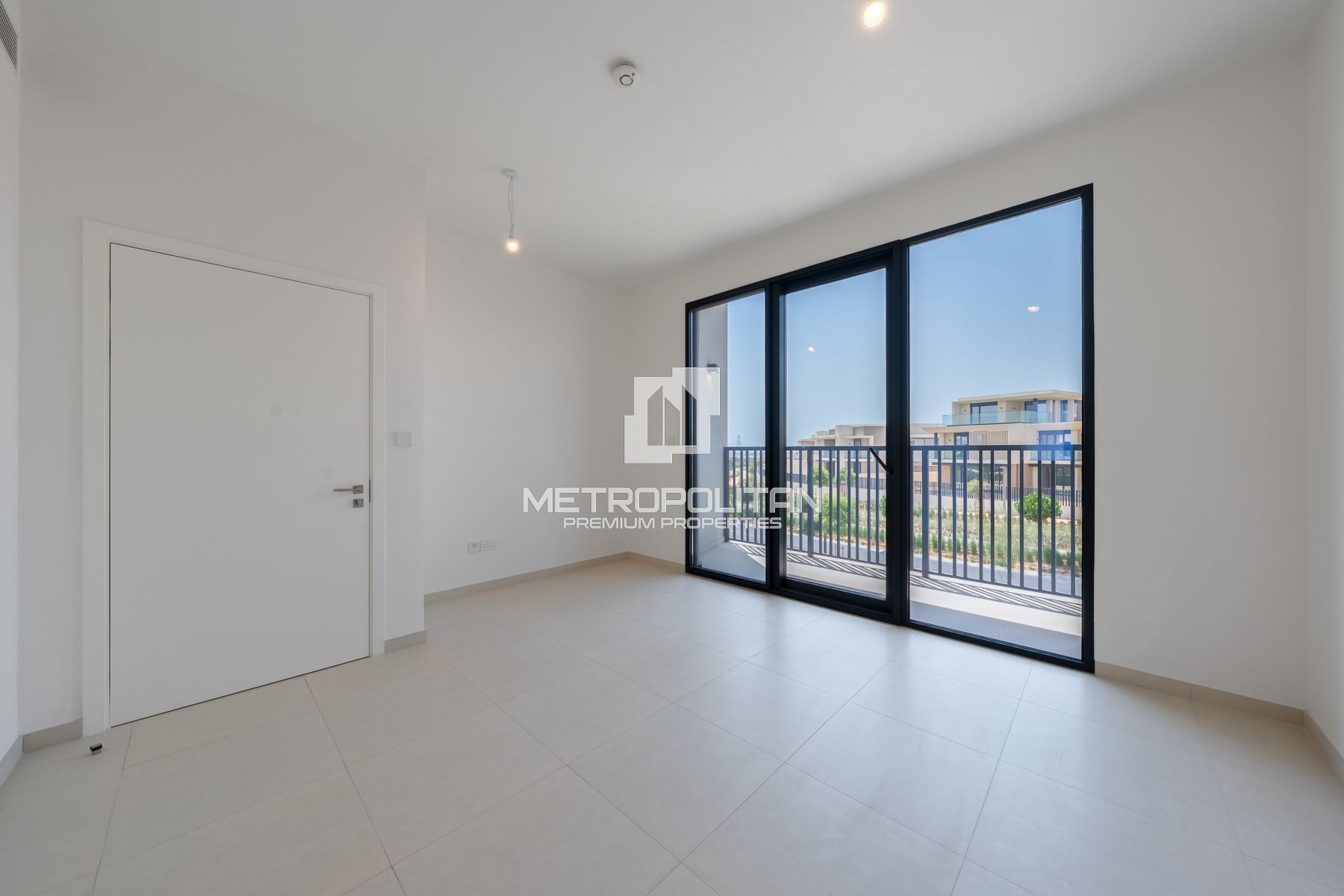 Ready to Move In | Single Row | Near Amenities |