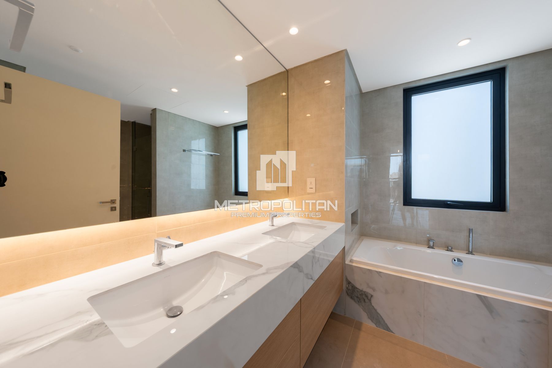 Ready to Move In | Single Row | Near Amenities |