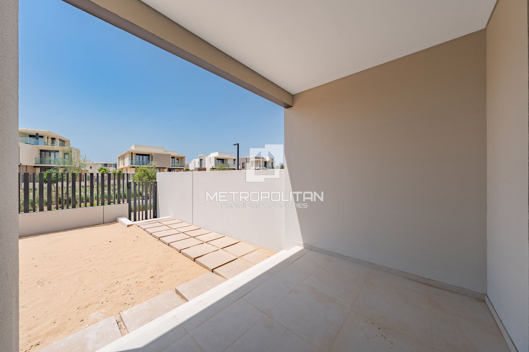 Ready to Move In | Single Row | Near Amenities |