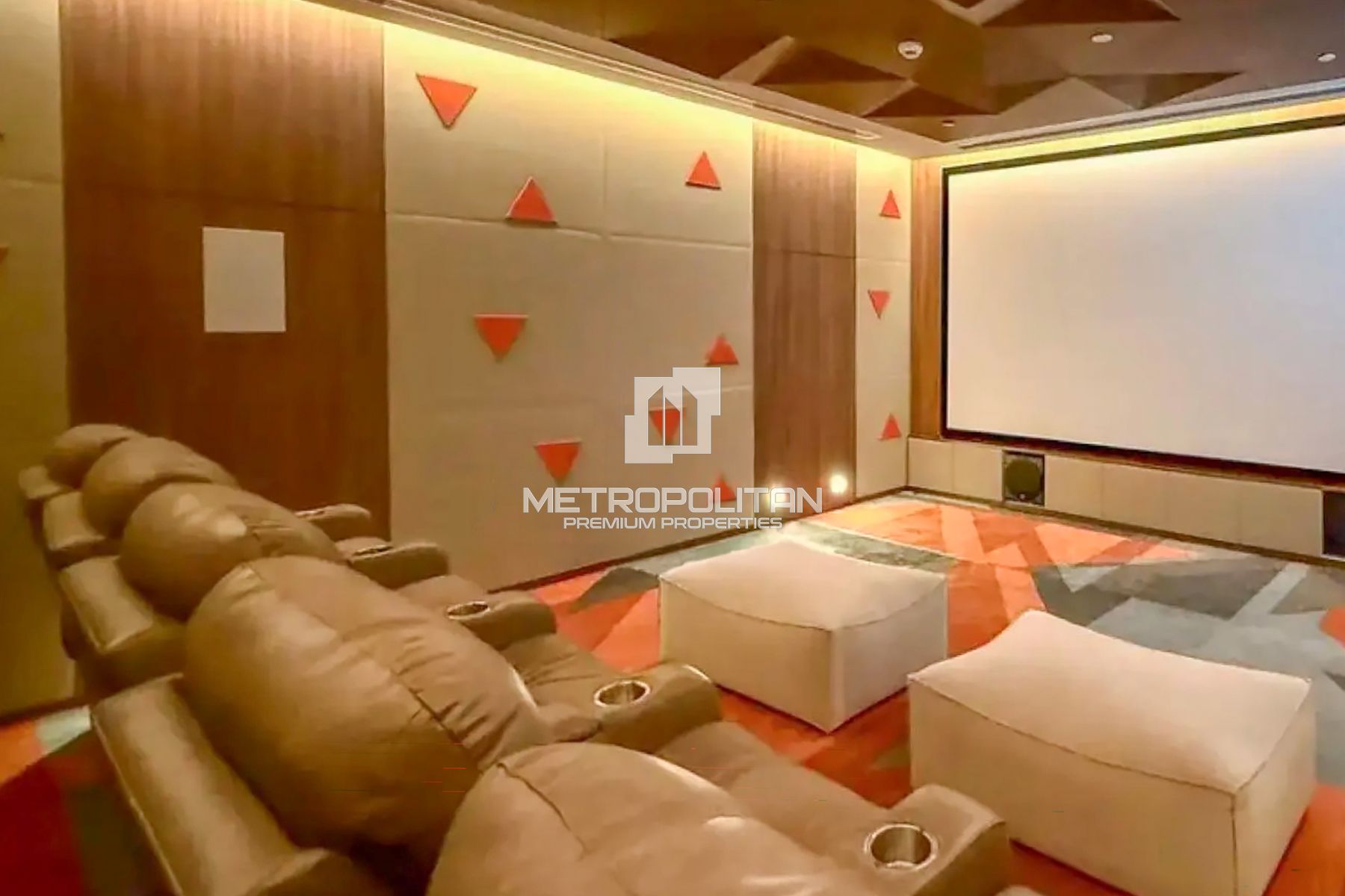 Canal View | Prime Location | Luxury Living