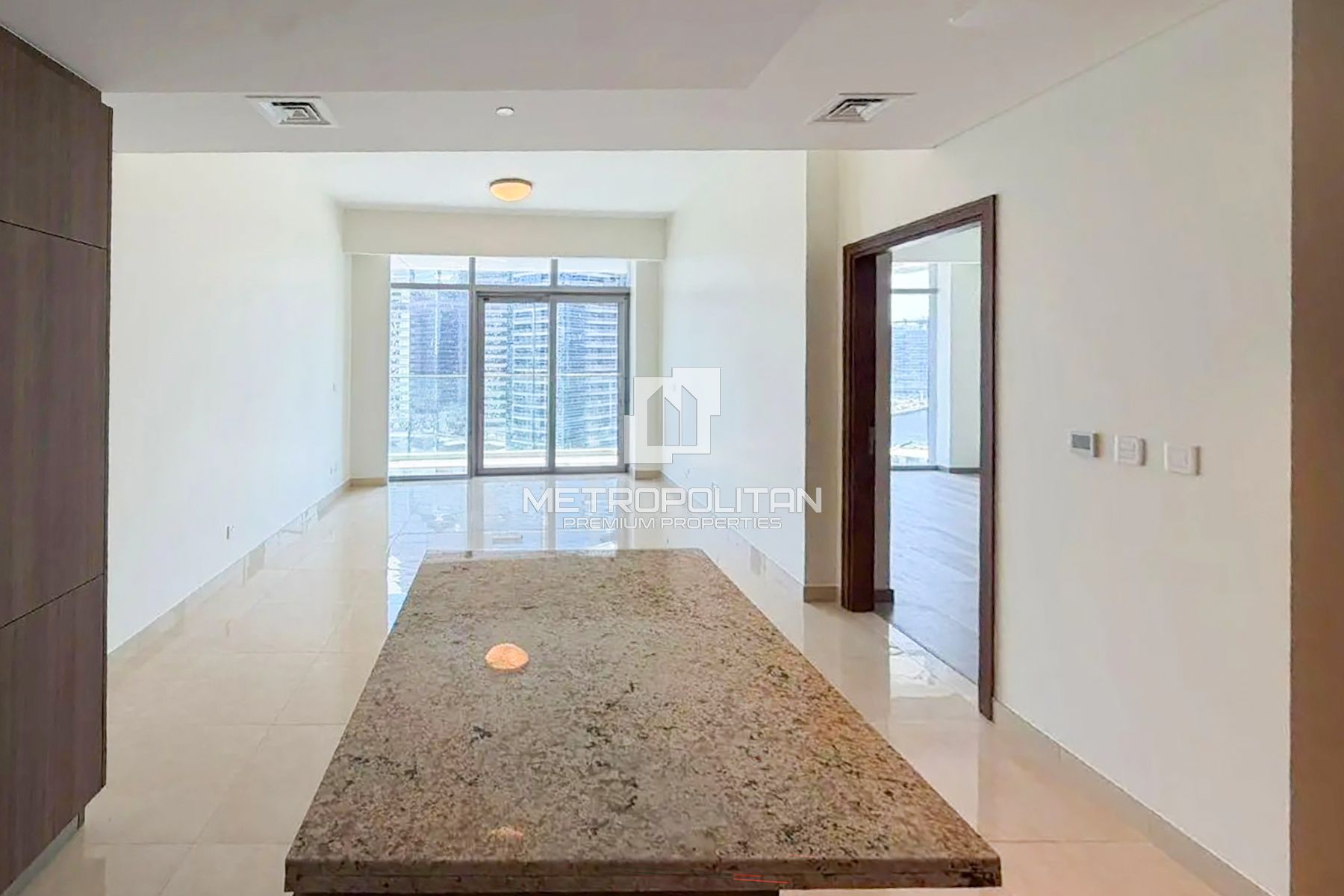 Canal View | Prime Location | Luxury Living