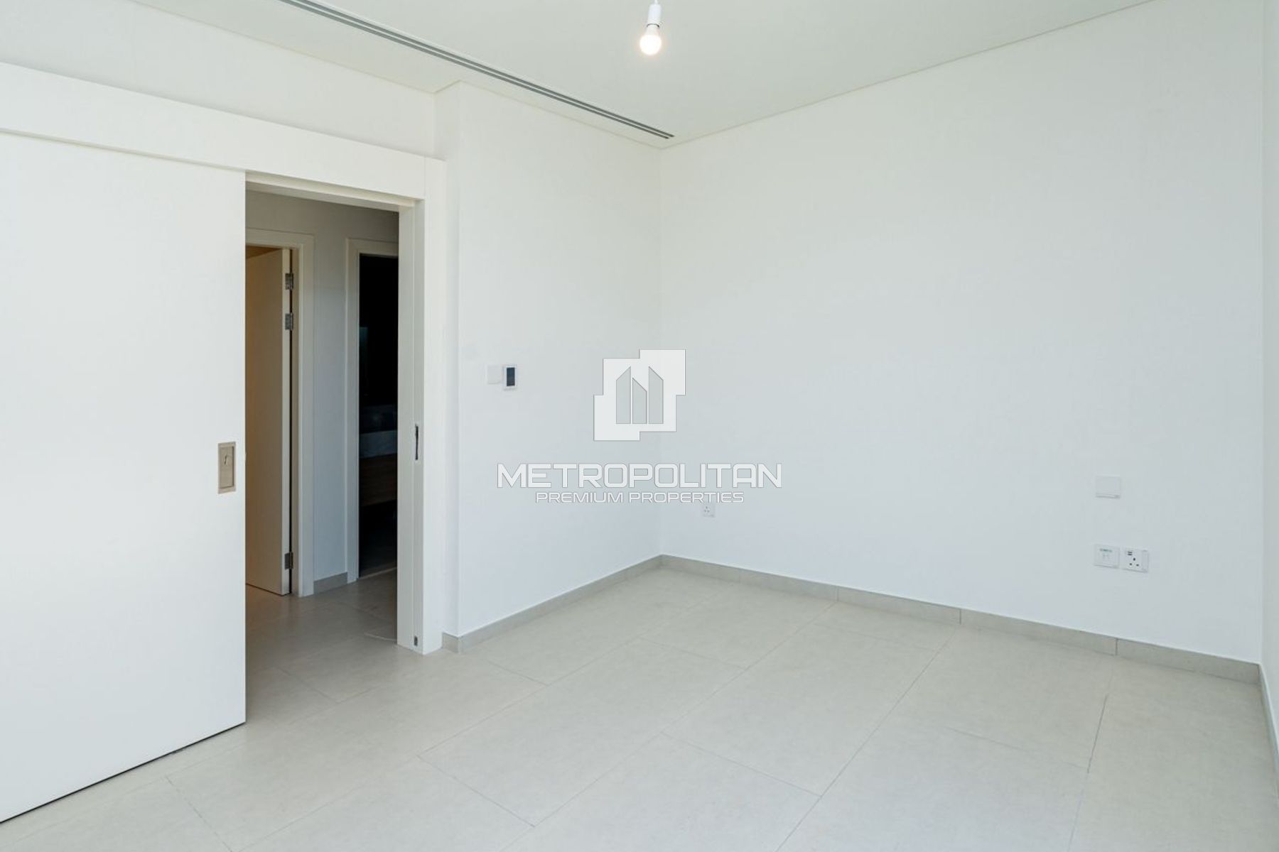 Close to Pool and Park | Single Row | Brand New
