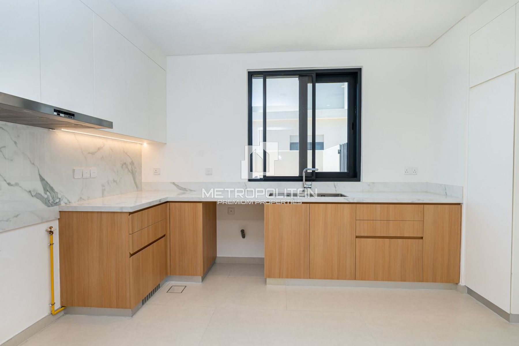 4BR Townhouse for Rent in Jebel Ali Village Townhouses, Jebel Ali - MPR-10512