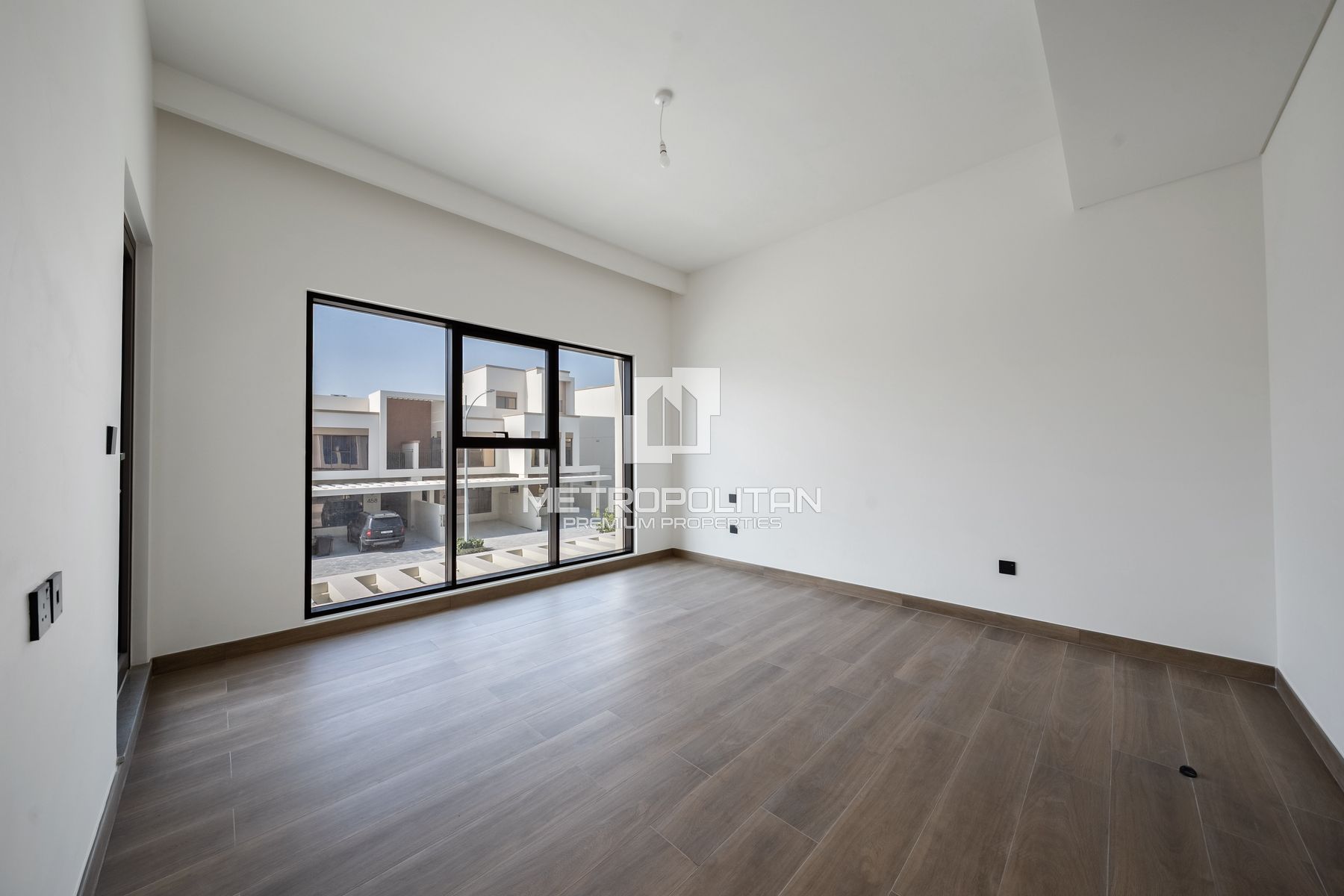 Large Plot | Premium Views  | Walking to Lagoon