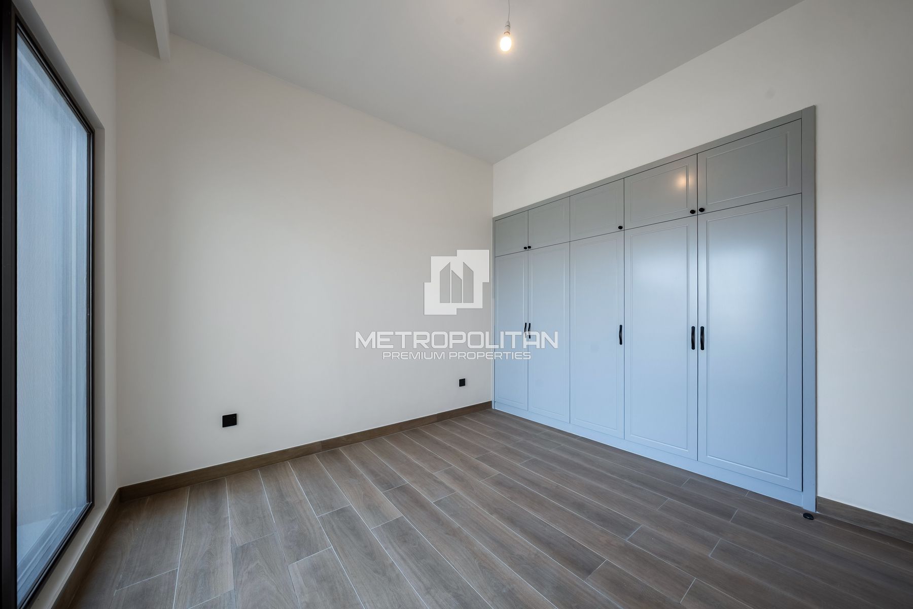 Large Plot | Premium Views  | Walking to Lagoon