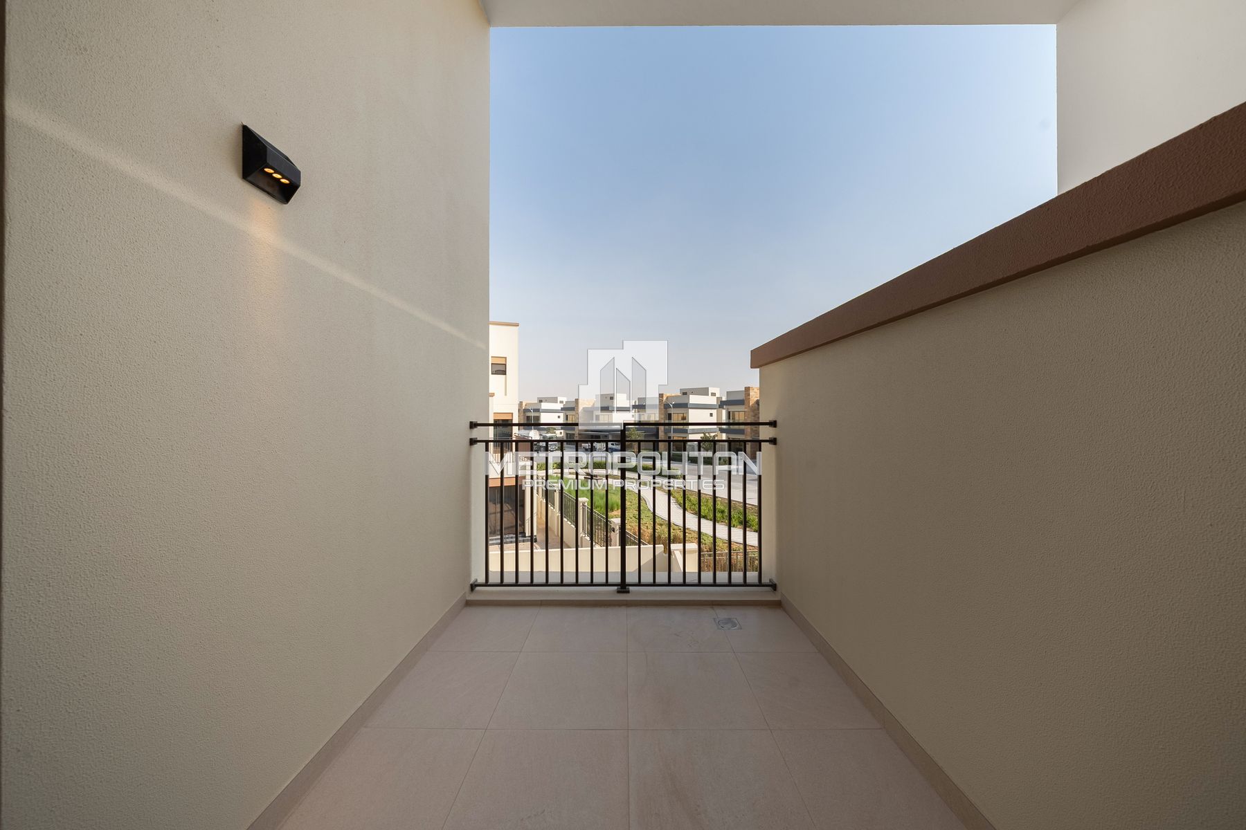 Large Plot | Premium Views  | Walking to Lagoon
