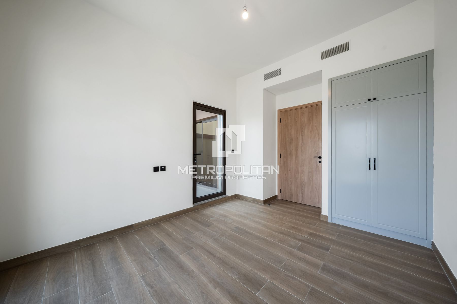 Large Plot | Premium Views  | Walking to Lagoon