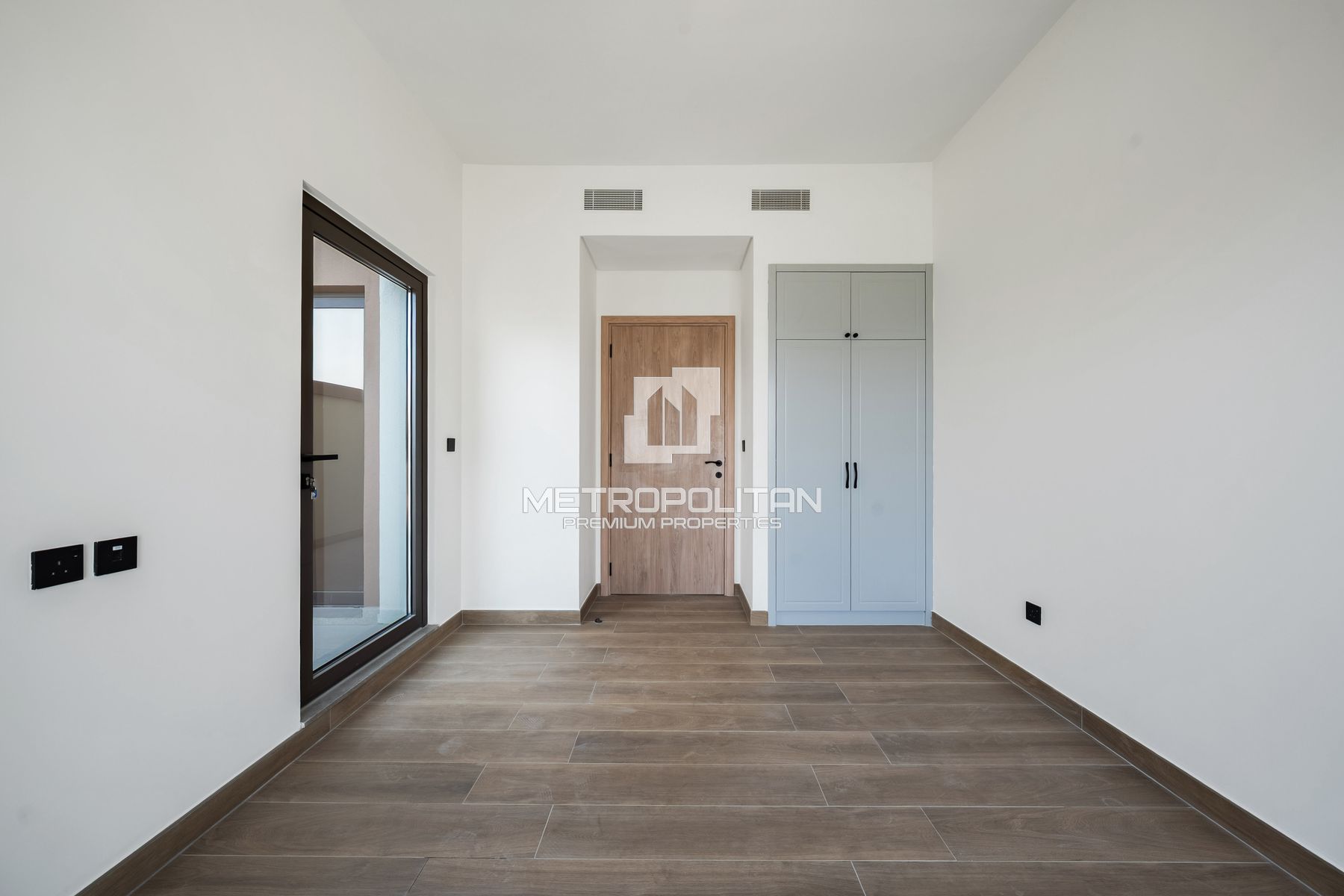 Large Plot | Premium Views  | Walking to Lagoon
