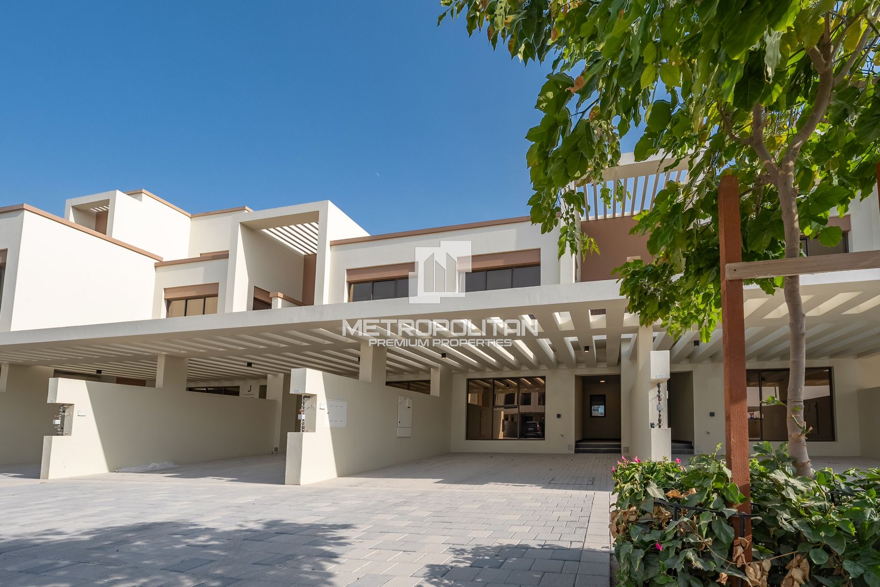 Large Plot | Premium Views  | Walking to Lagoon