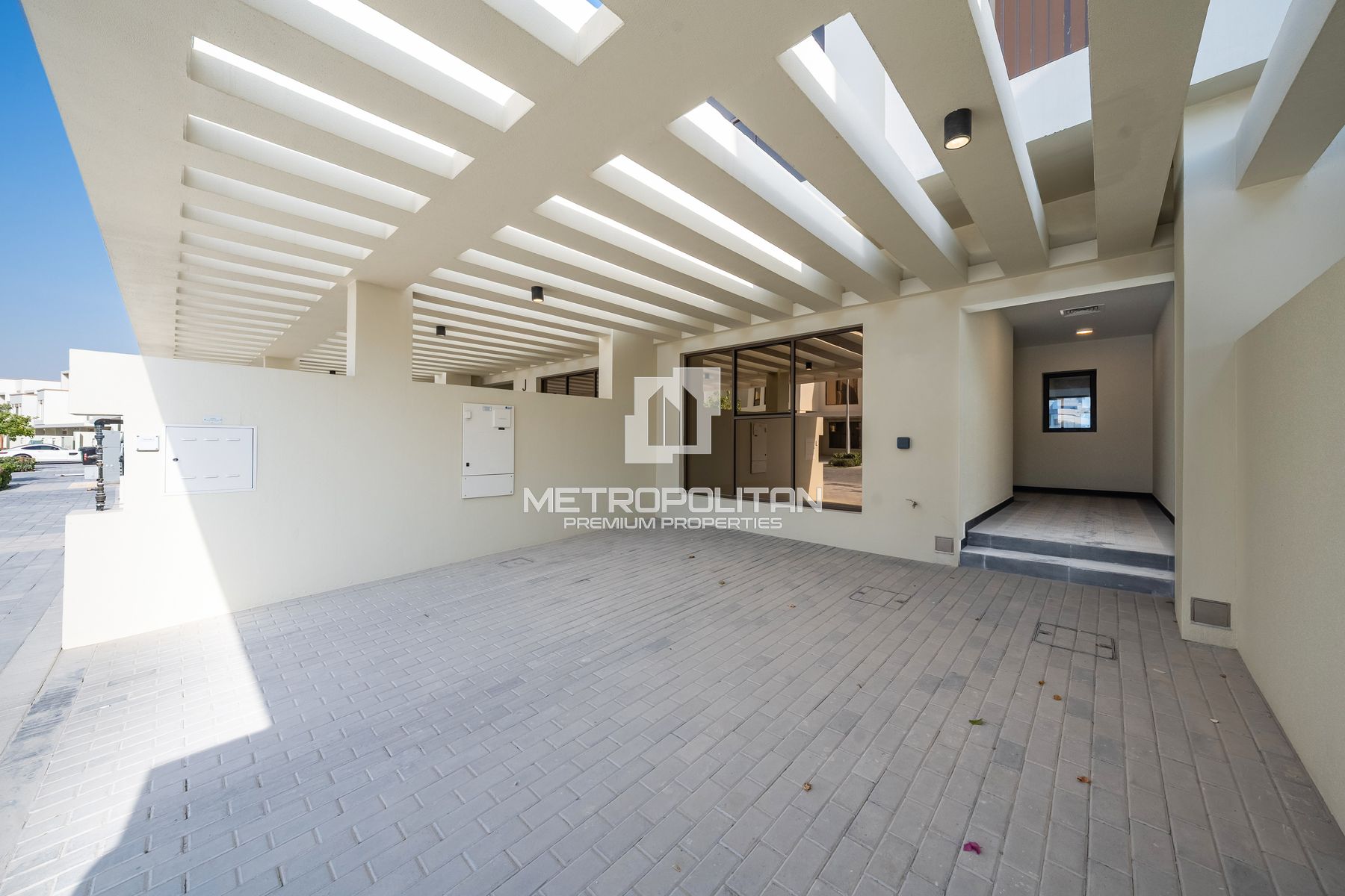 Large Plot | Premium Views  | Walking to Lagoon