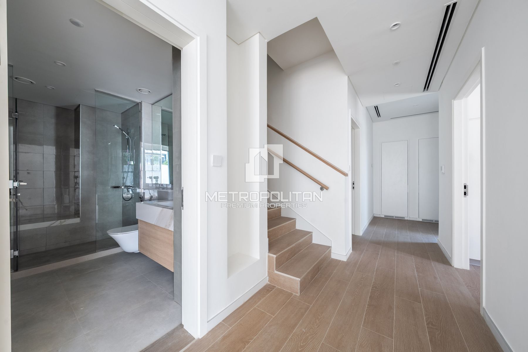 4BR Townhouse | Bright & Spacious | Prime Location