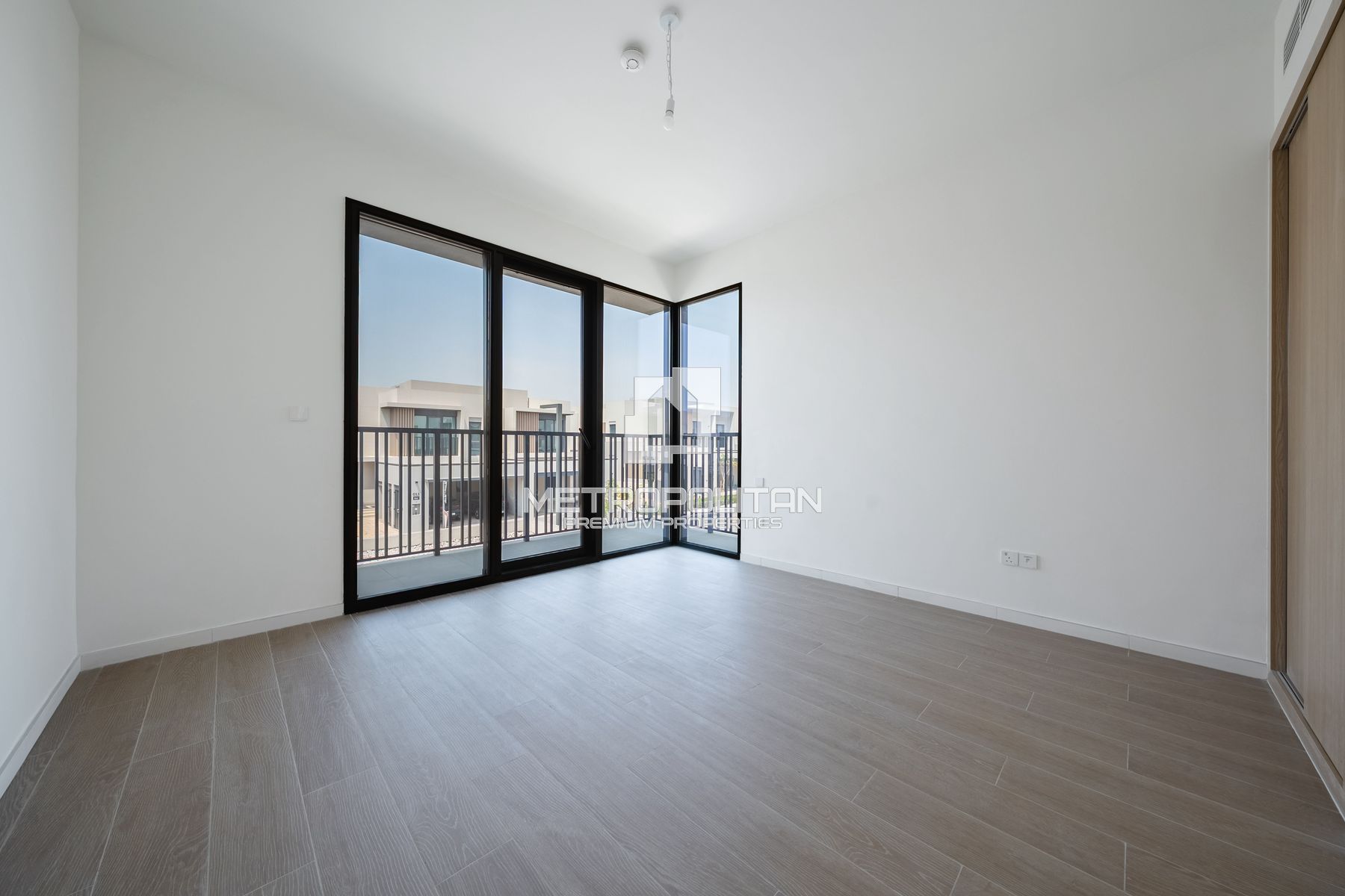 4BR Townhouse | Bright & Spacious | Prime Location