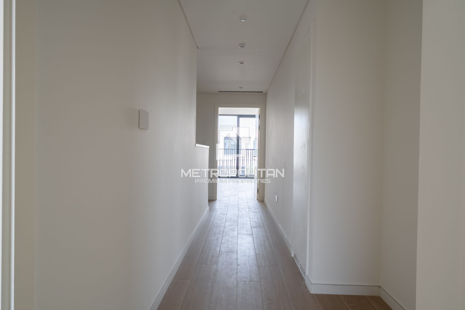 4BR Townhouse | Bright & Spacious | Prime Location