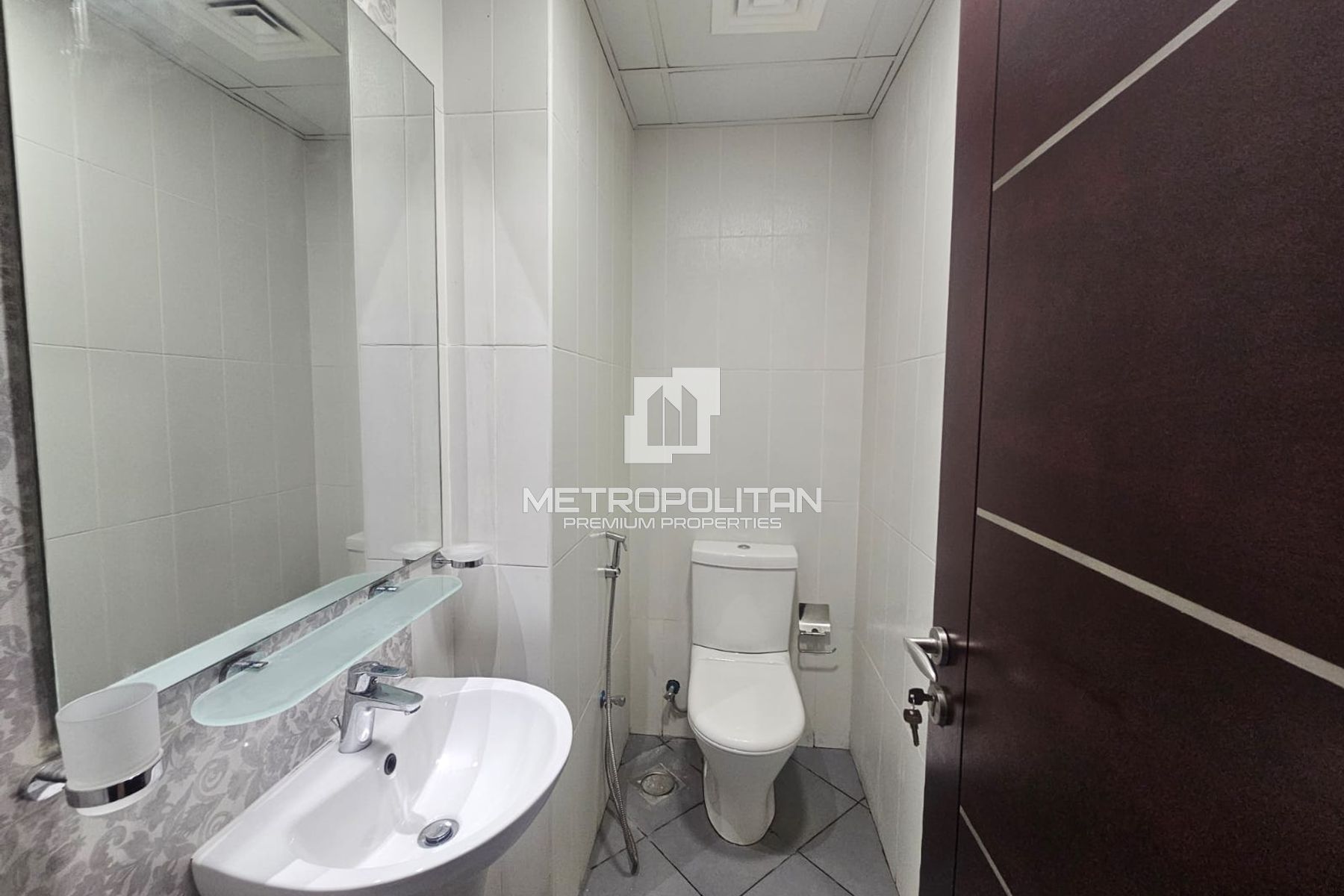 Refined Family Living | Spacious 3 Beds + Laundry
