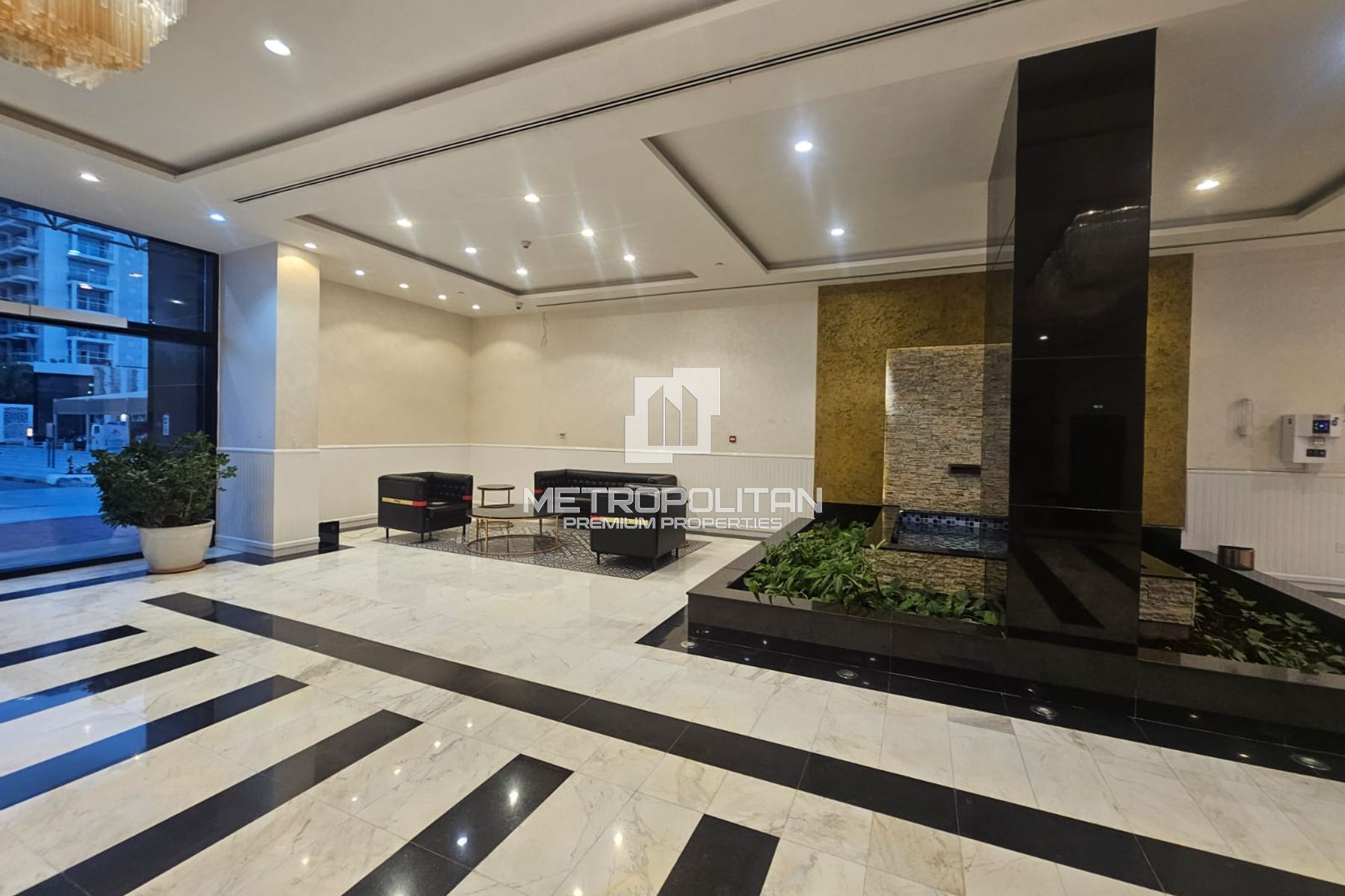 Refined Family Living | Spacious 3 Beds + Laundry
