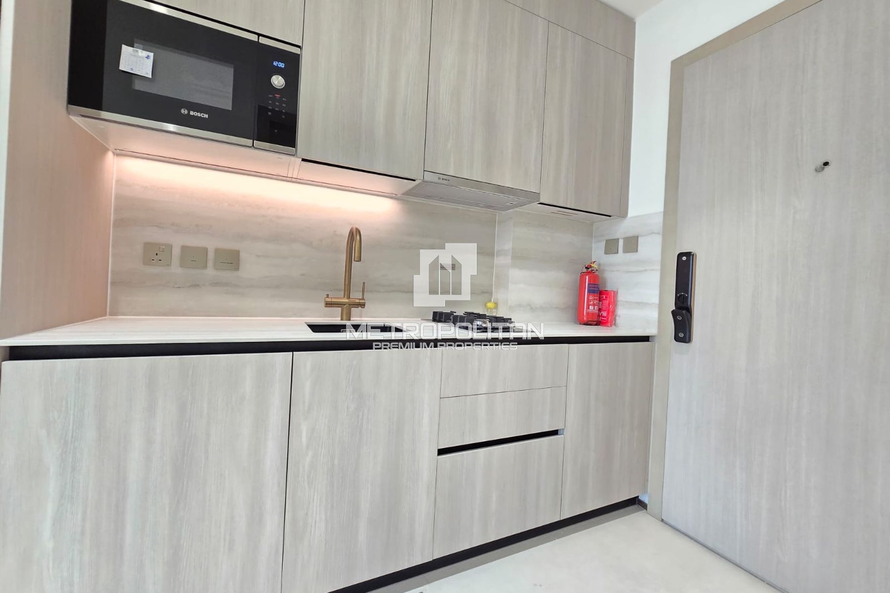 Brand New | Furnished | Multiple Cheques Options