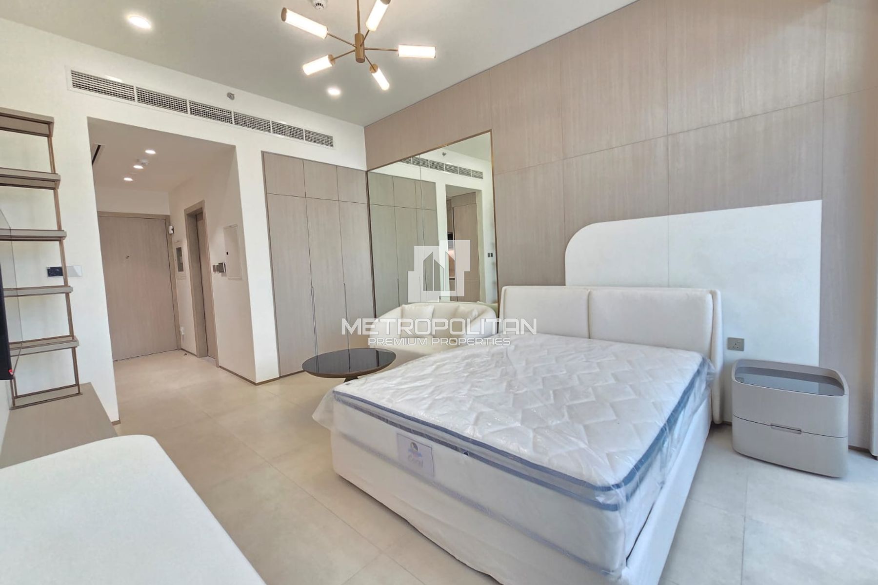 Снять квартиру в Pearl House III, Jumeirah Village Circle - MPR-10529