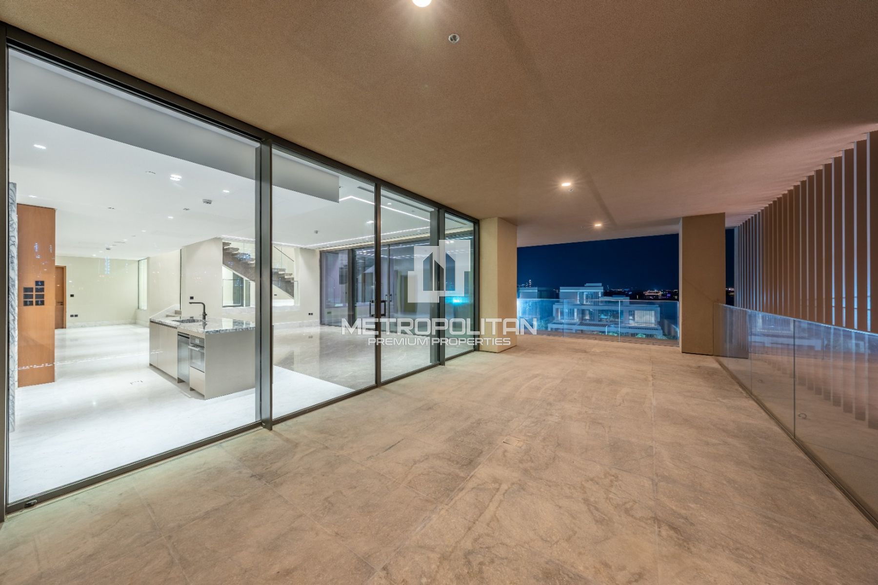 Palm View | High Floor | Private Pool | Duplex