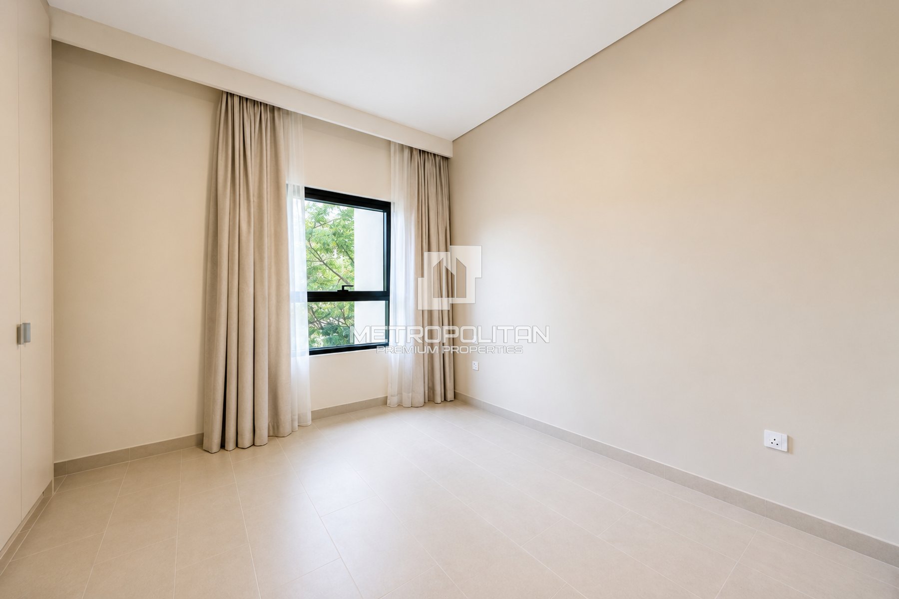 Full Park View | Vacant | Multiple Options
