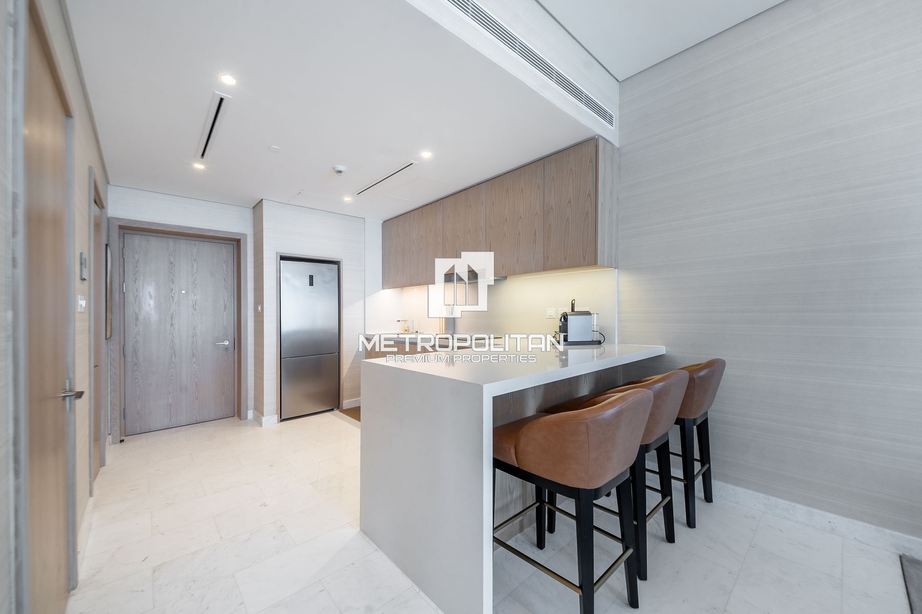 Iconic Palm Tower | Spacious Layout | Sea View